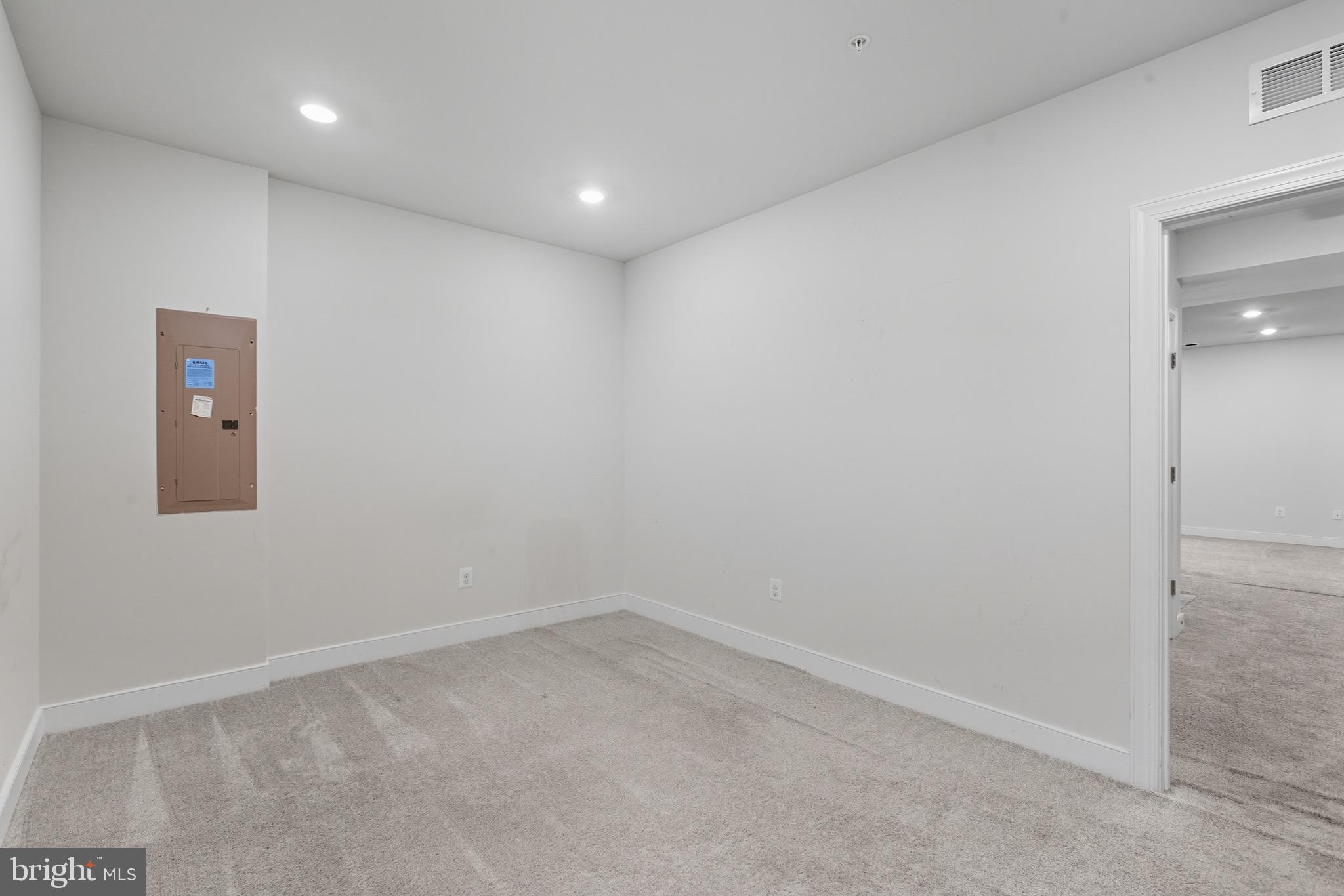 BRICK YARD STATION - Residential