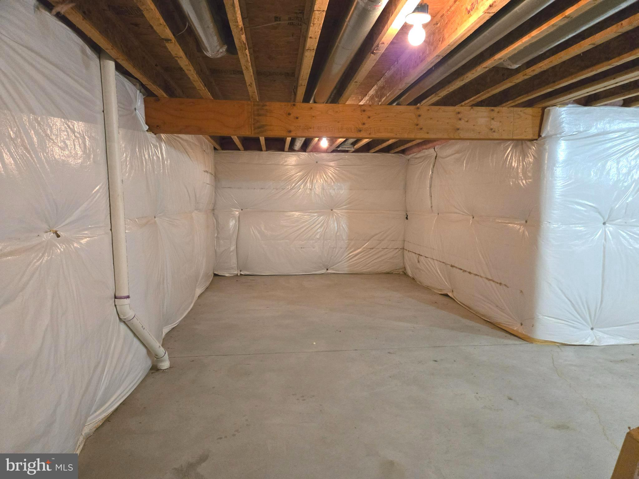 APPLE KNOLLS ESTATES - Residential