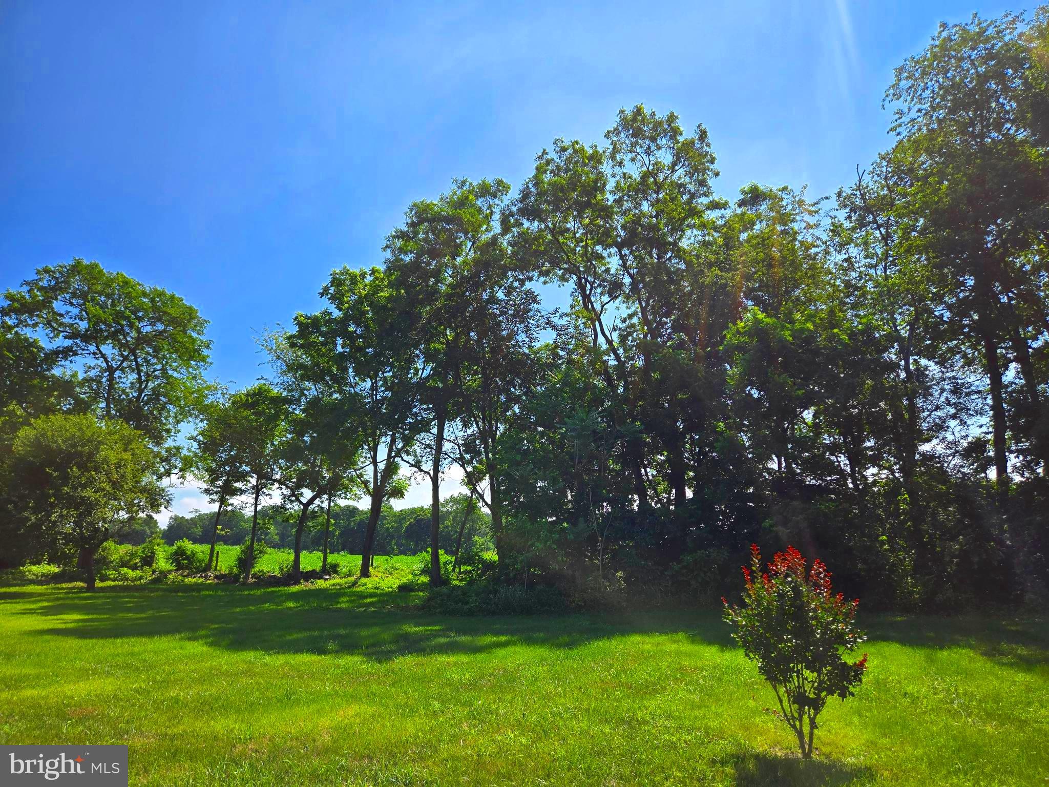 APPLE KNOLLS ESTATES - Residential