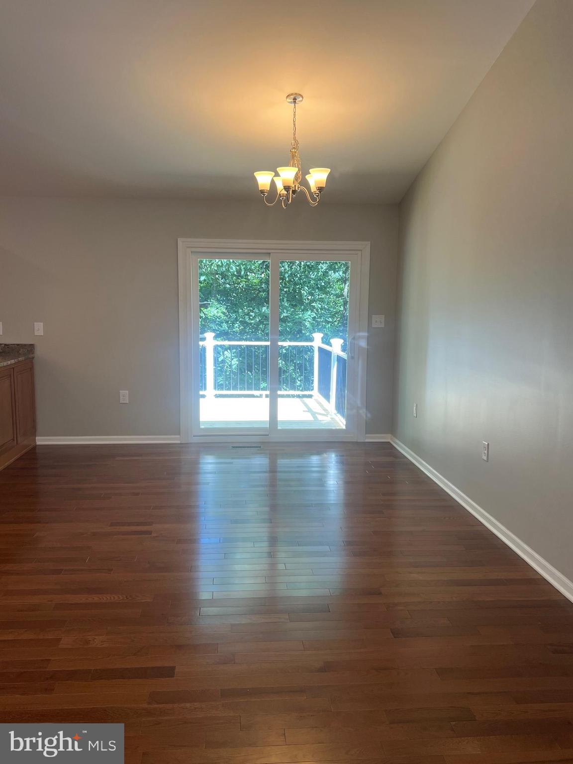 DOUGLAS OAKS - Residential