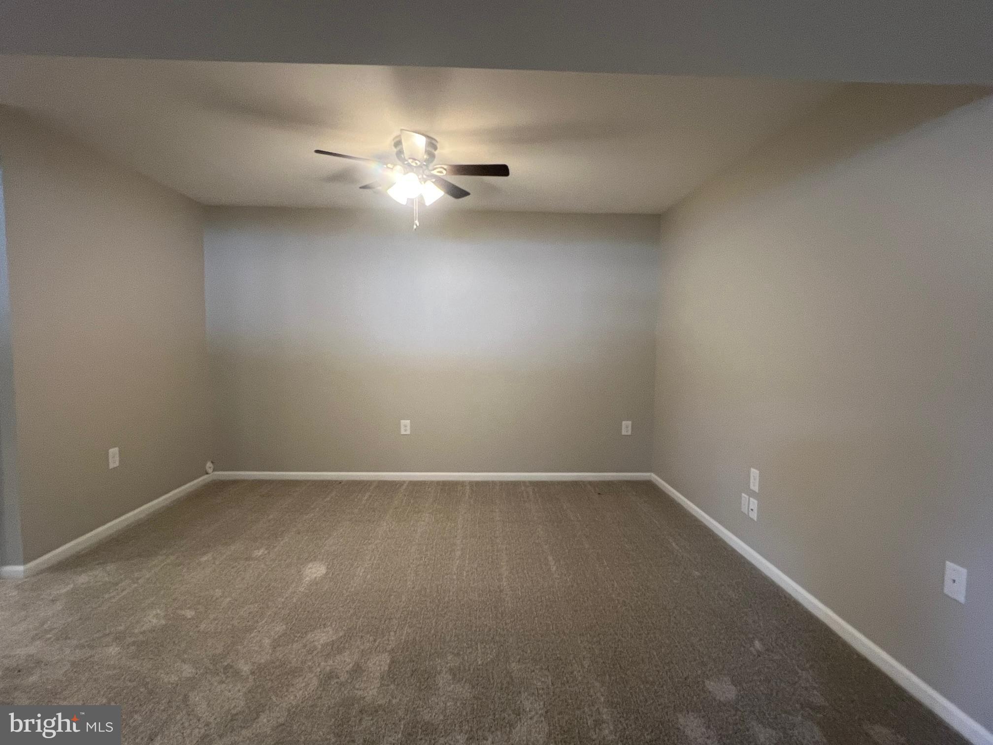 DOUGLAS OAKS - Residential