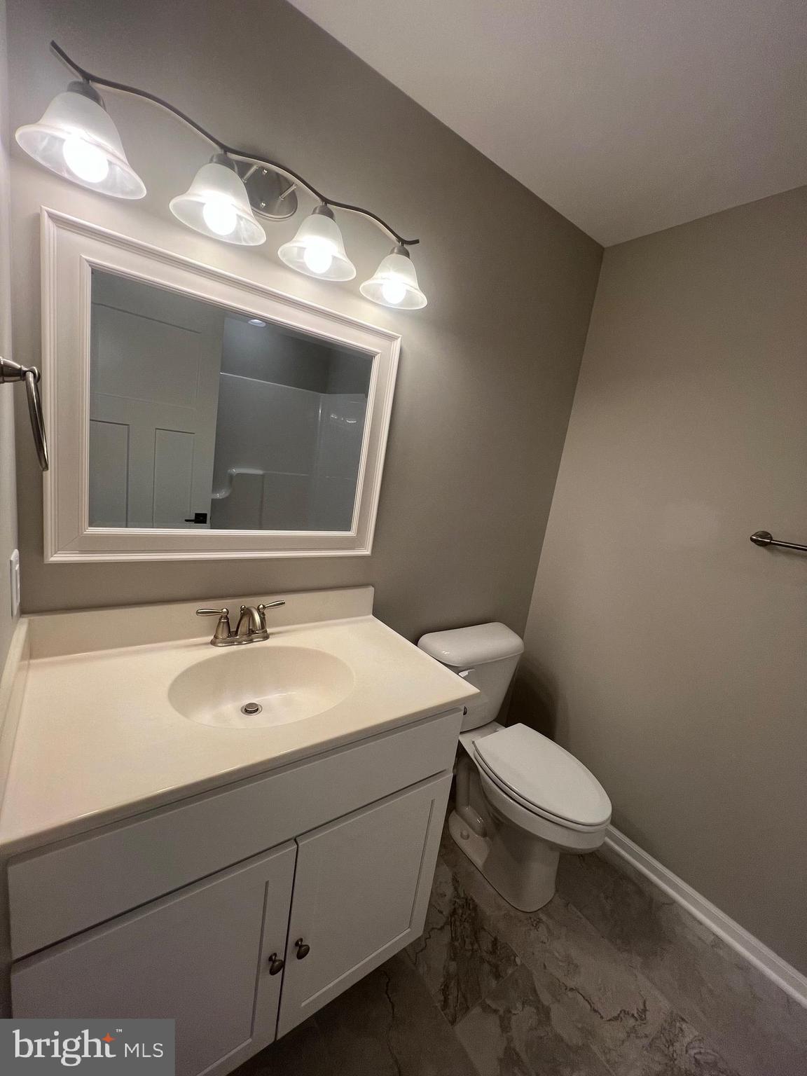 DOUGLAS OAKS - Residential