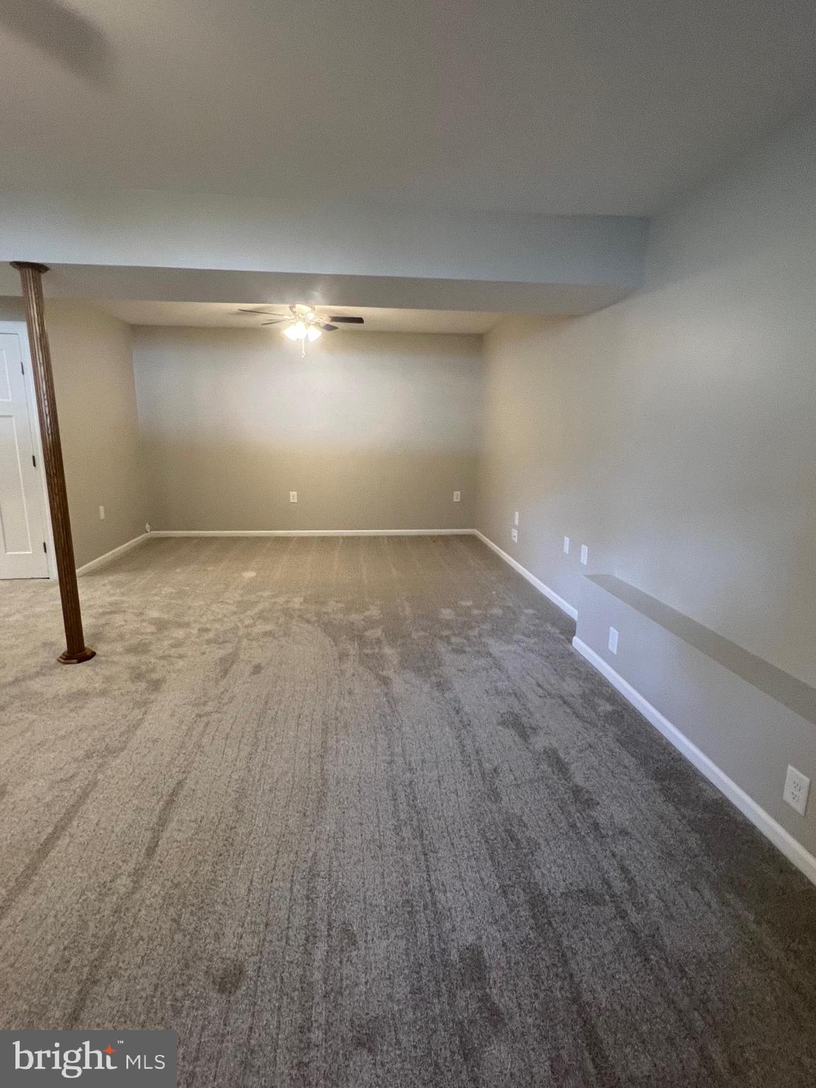 DOUGLAS OAKS - Residential