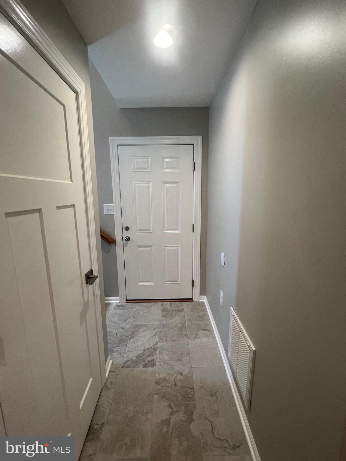 DOUGLAS OAKS - Residential