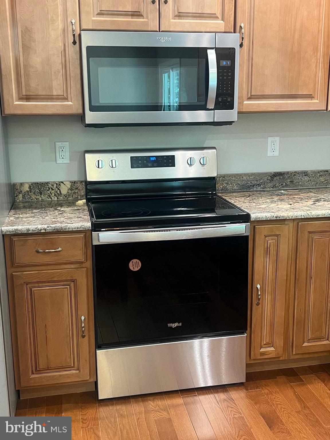 DOUGLAS OAKS - Residential