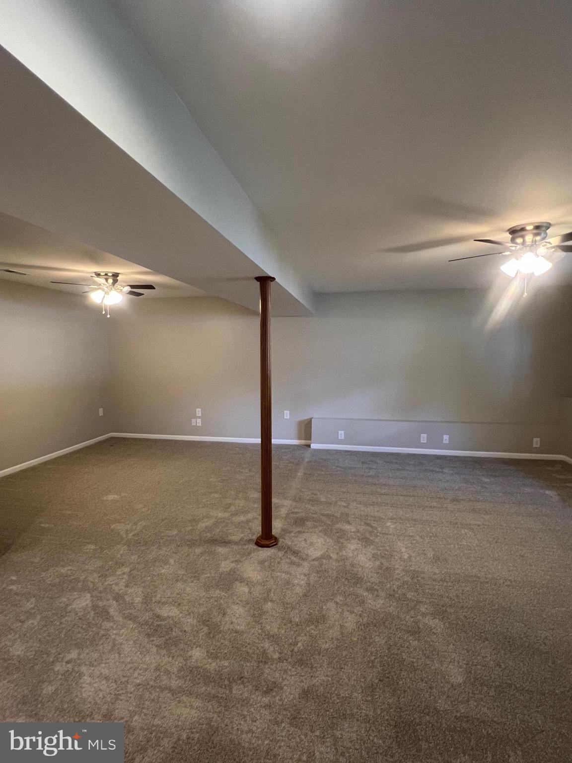 DOUGLAS OAKS - Residential