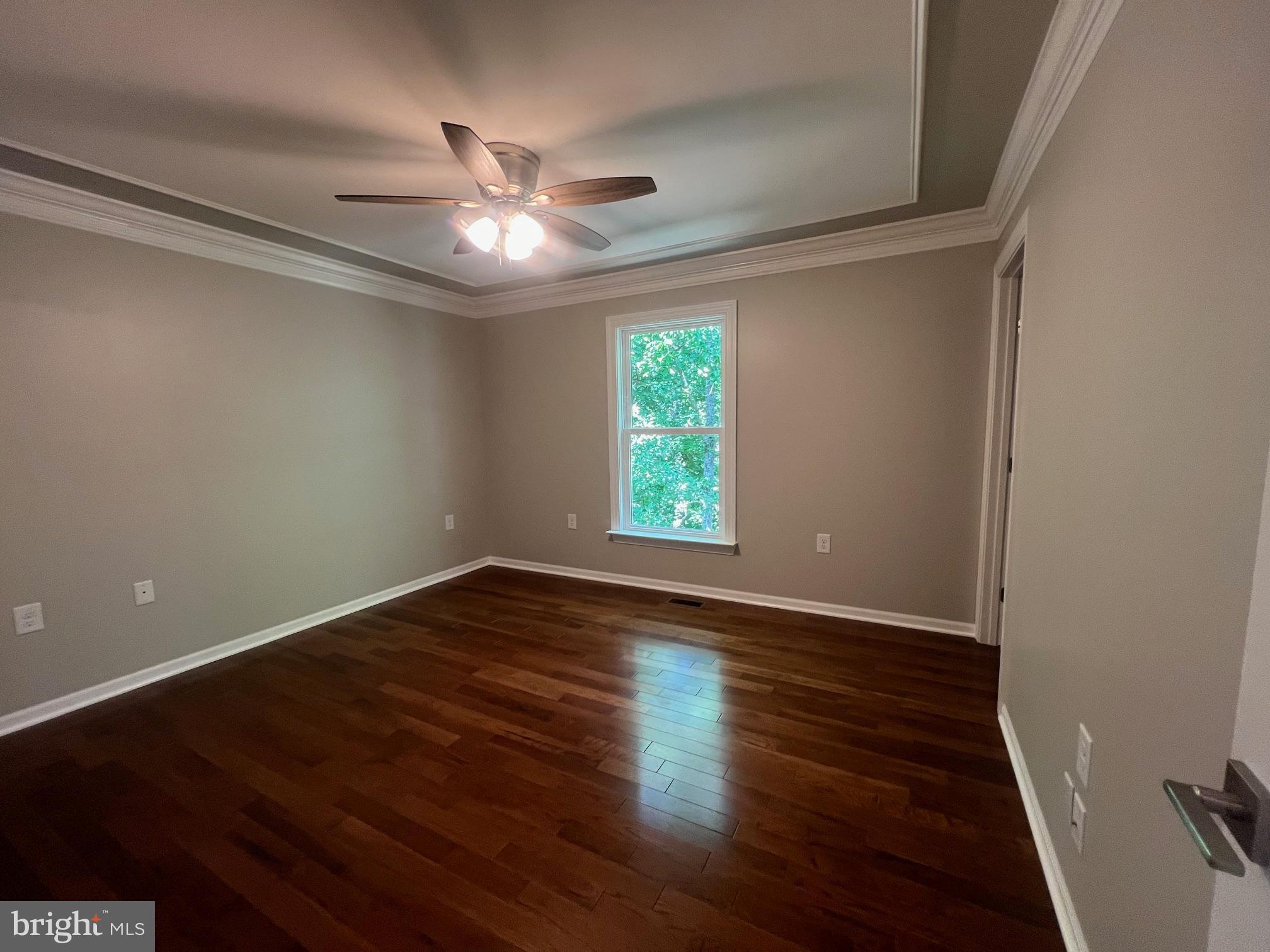 DOUGLAS OAKS - Residential