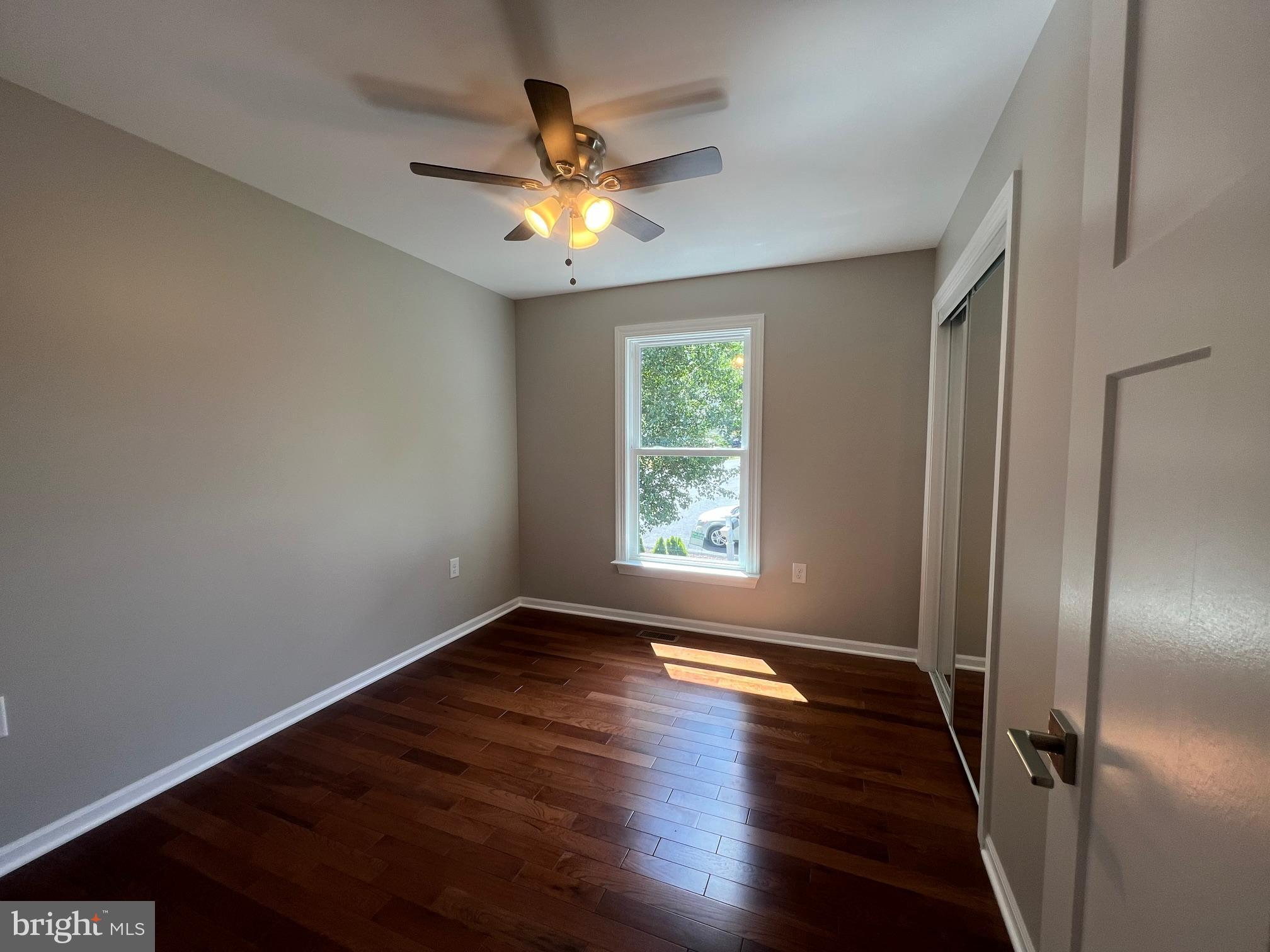 DOUGLAS OAKS - Residential