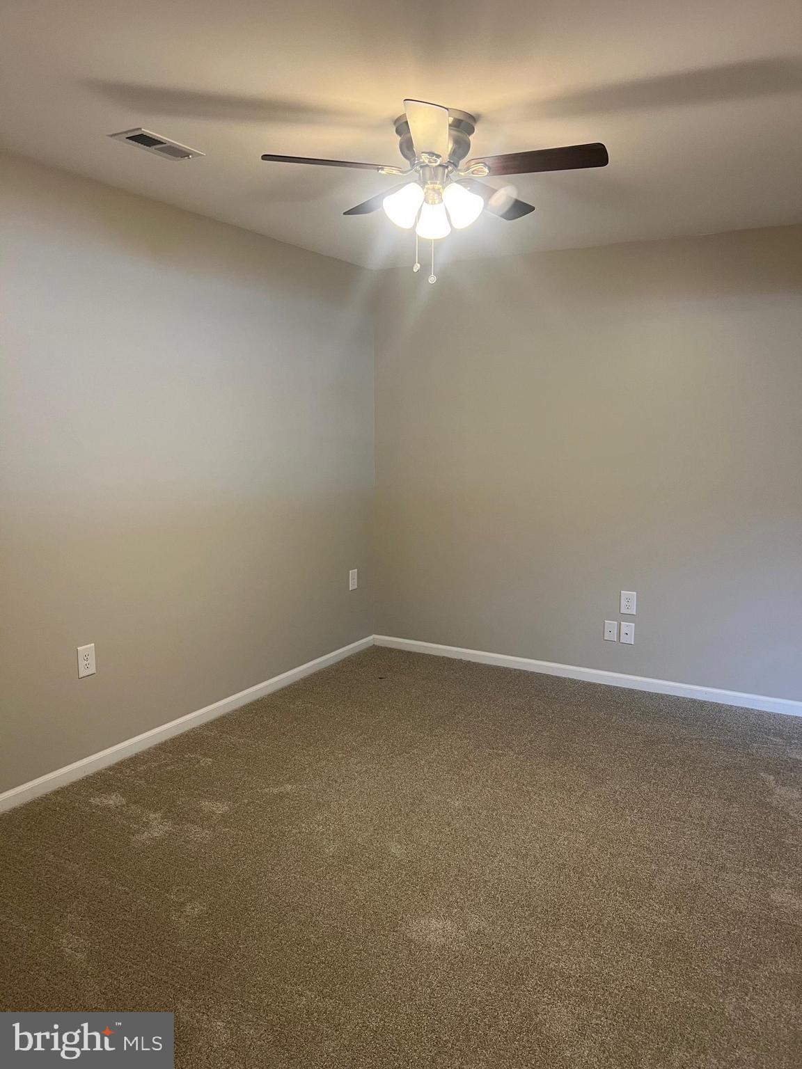 DOUGLAS OAKS - Residential