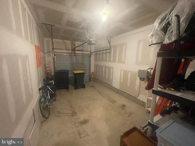 WATERSIDE - Residential Lease