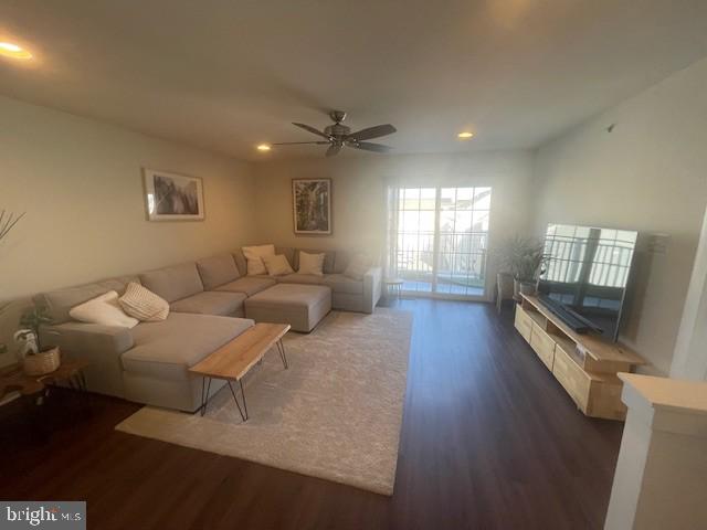 WATERSIDE - Residential Lease