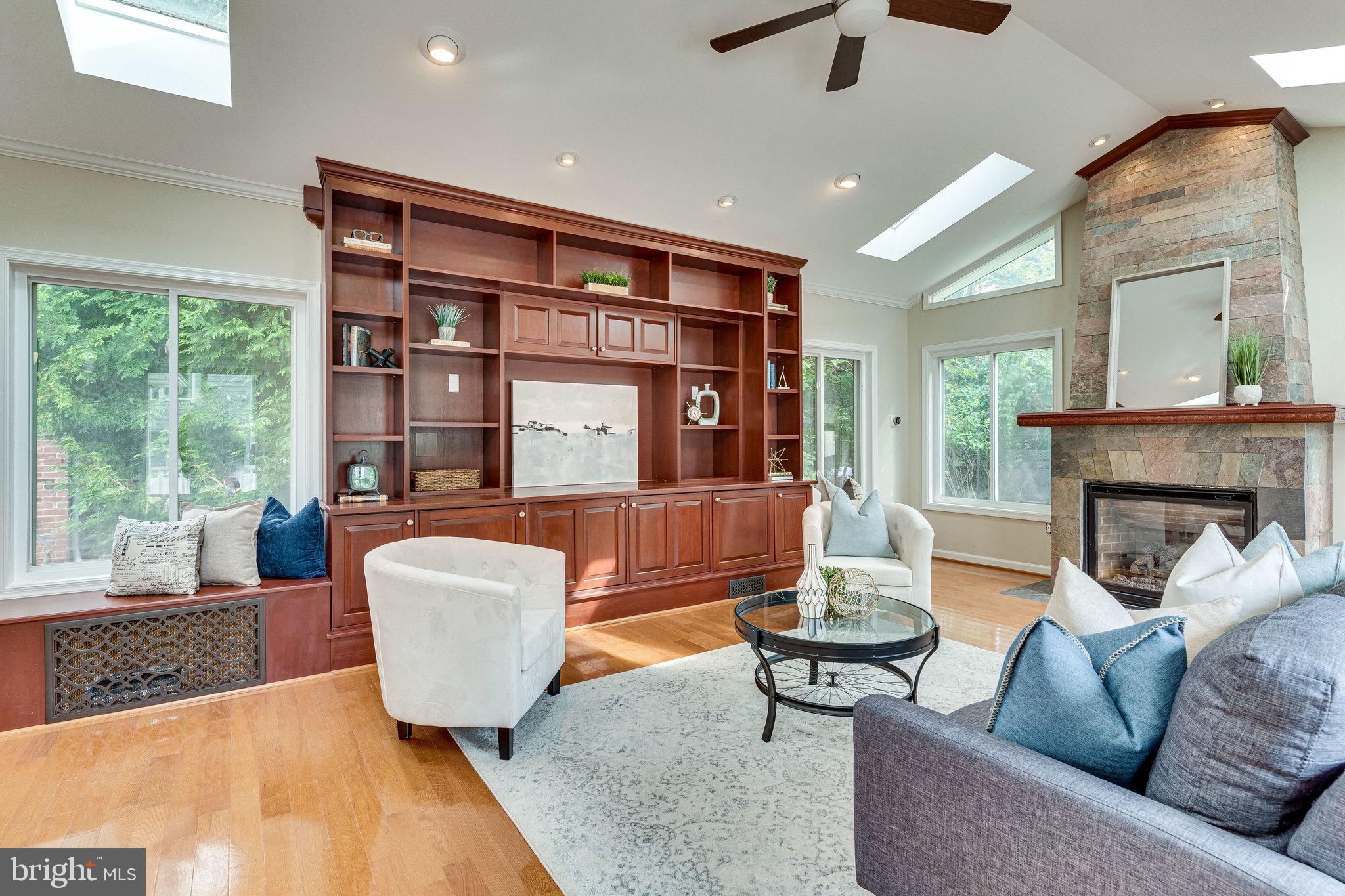 AYRLAWN - Residential Lease