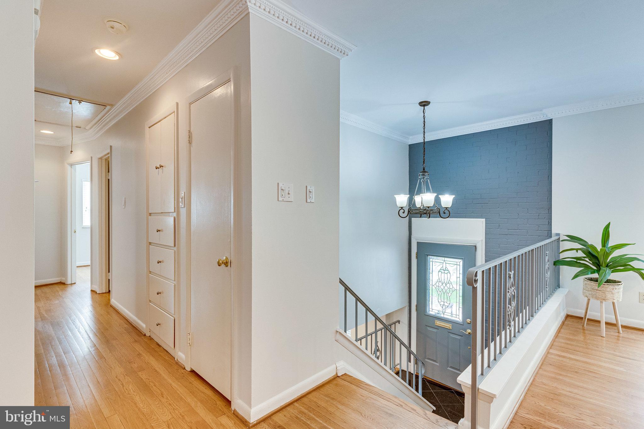 AYRLAWN - Residential Lease