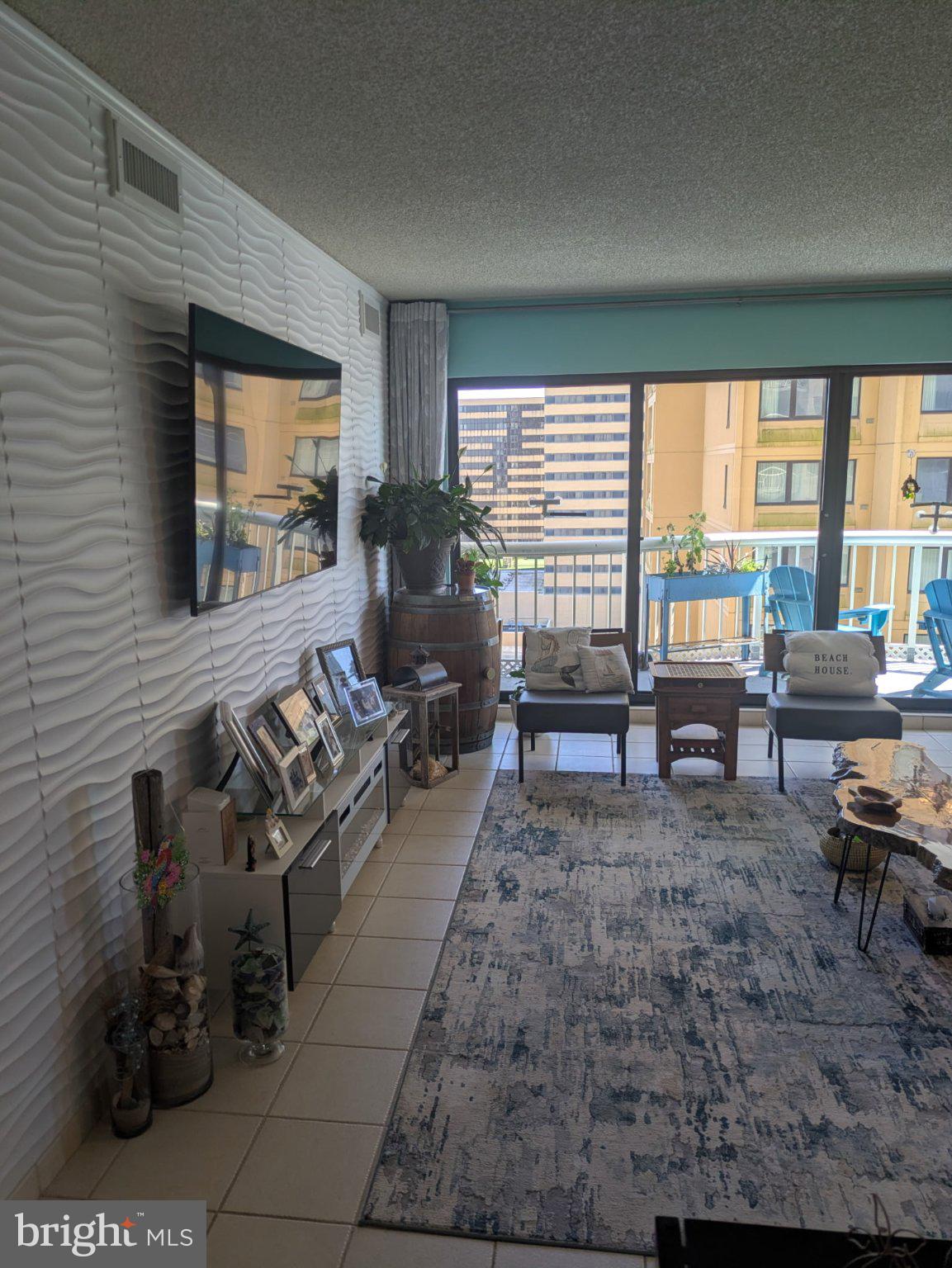 3101 BOARDWALK 1401-1