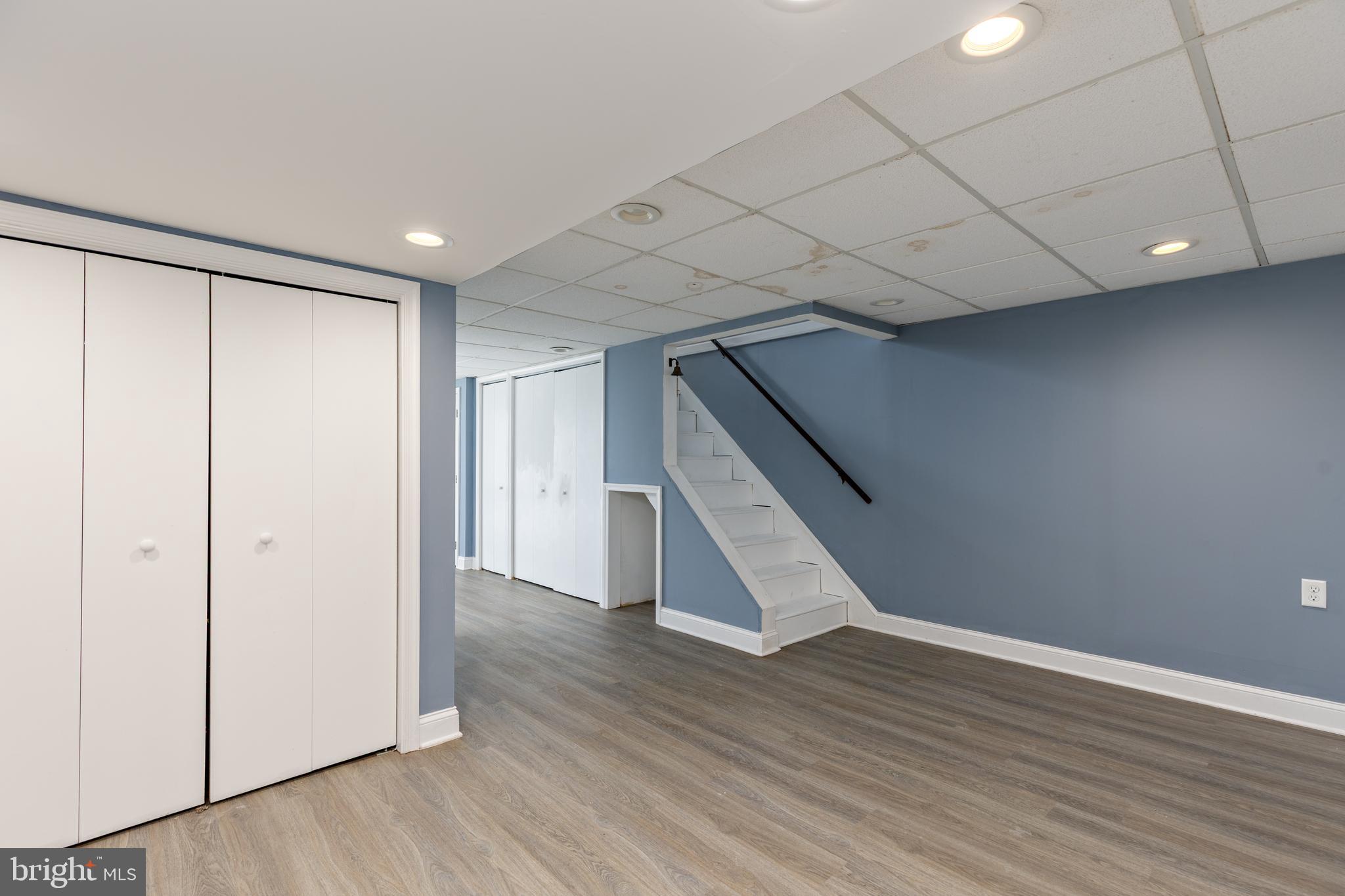 MEDFIELD - Residential