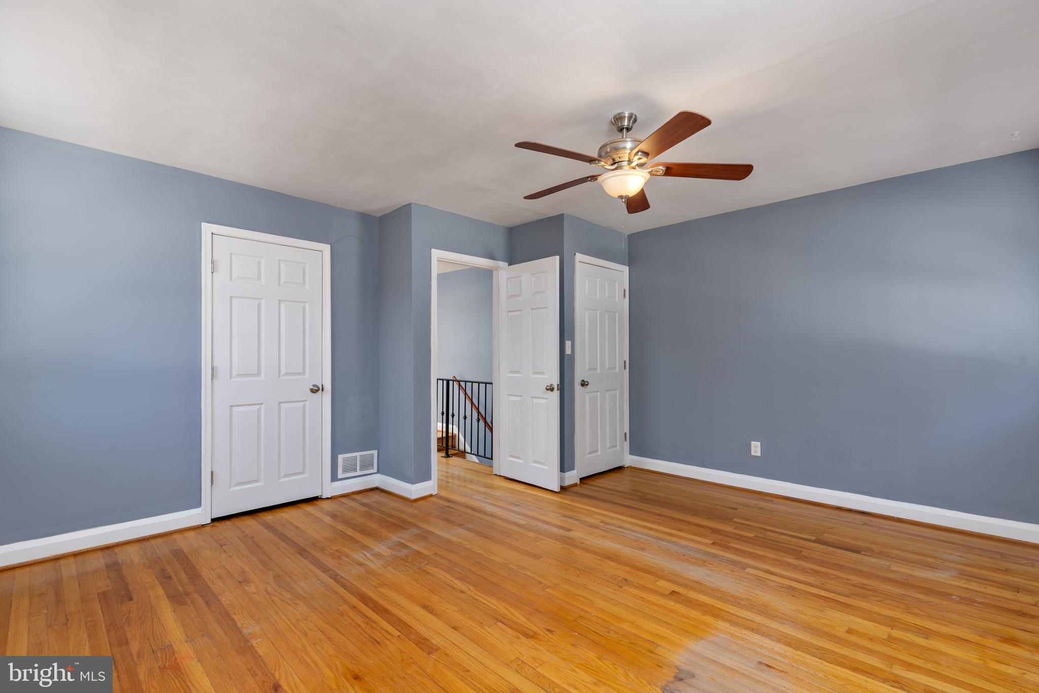 MEDFIELD - Residential