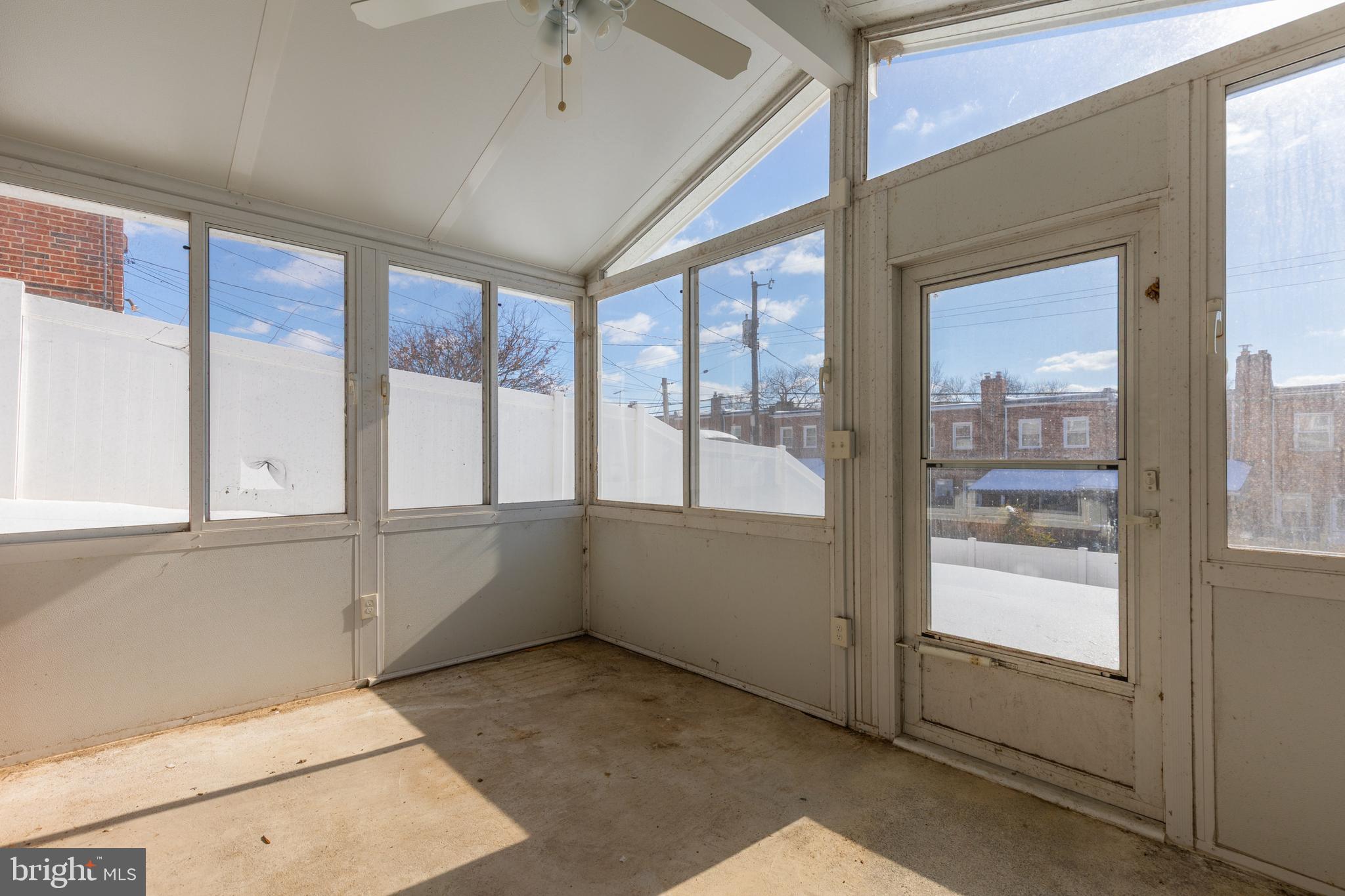 MEDFIELD - Residential