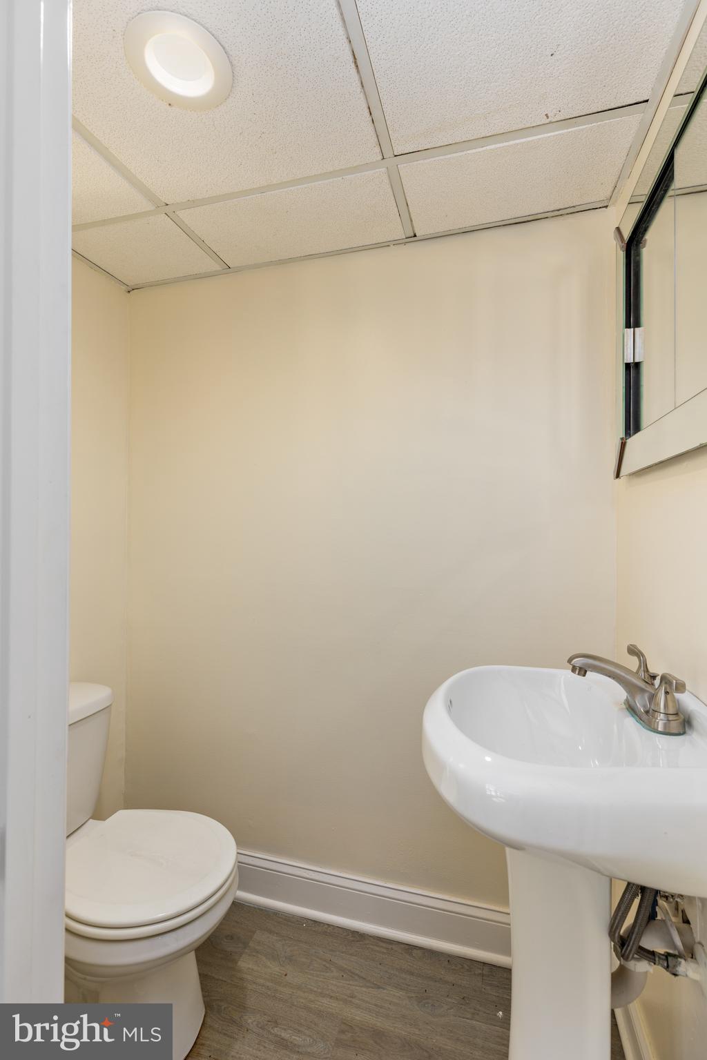 MEDFIELD - Residential