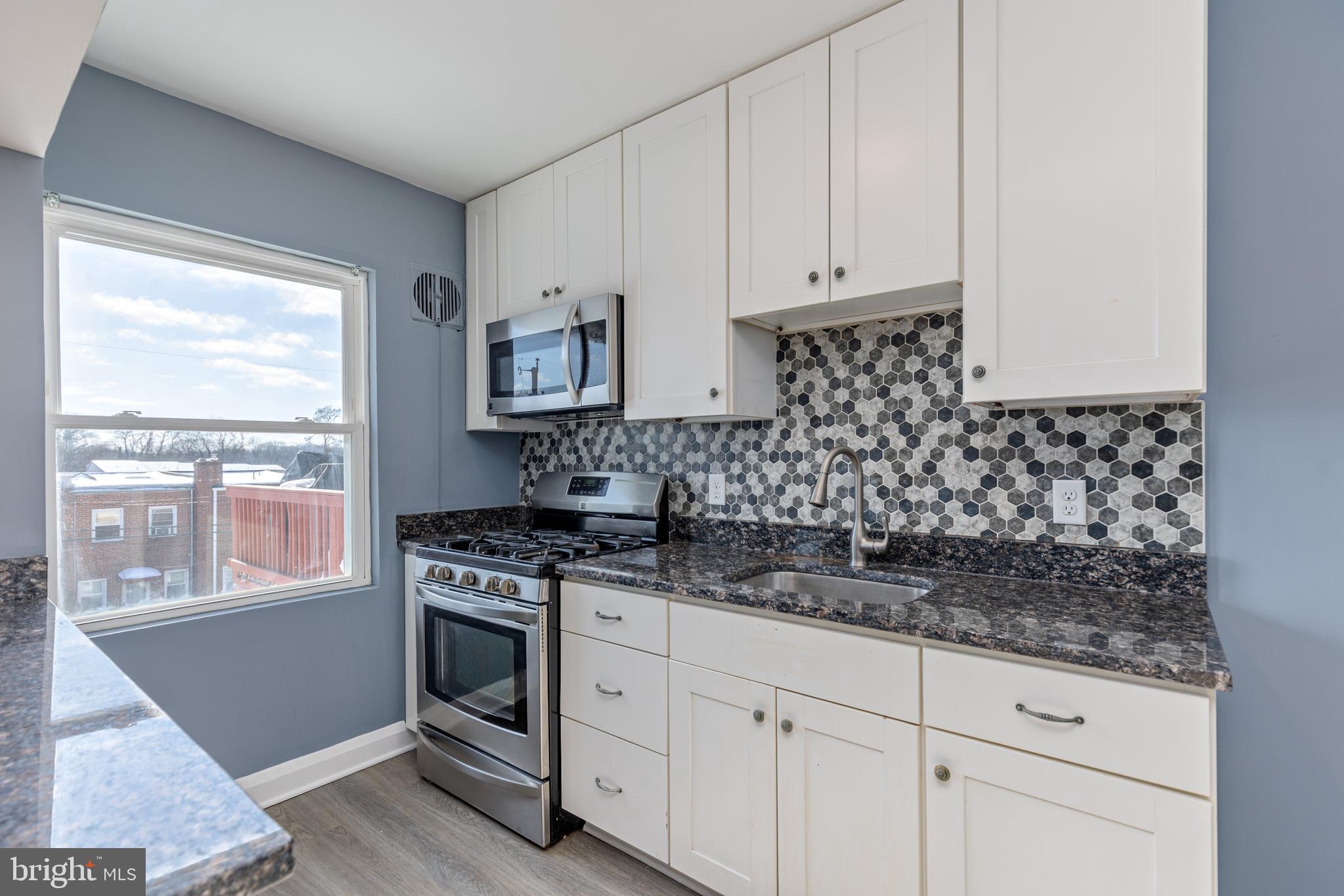 MEDFIELD - Residential