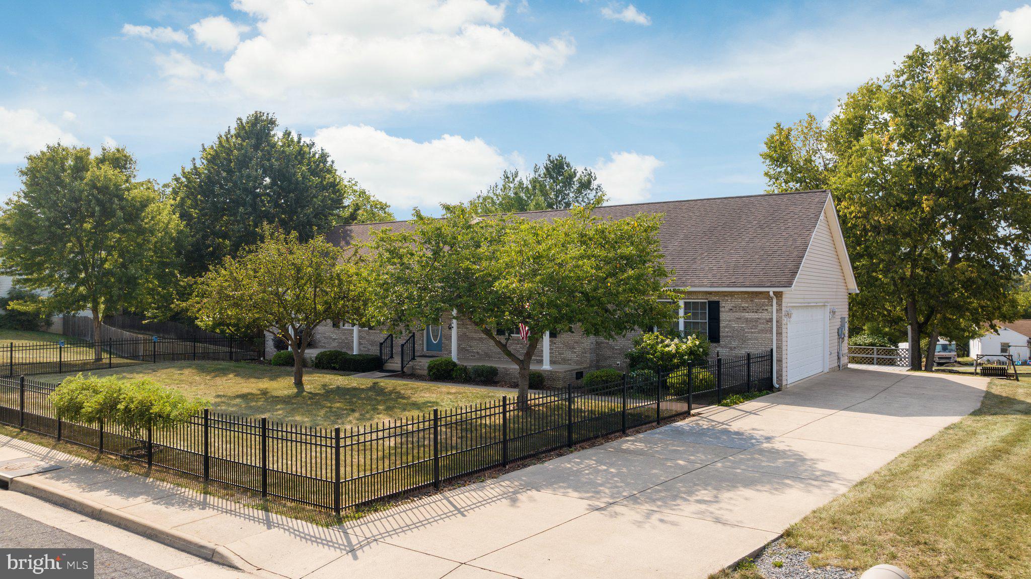 WOODLAWN ESTATES - Residential