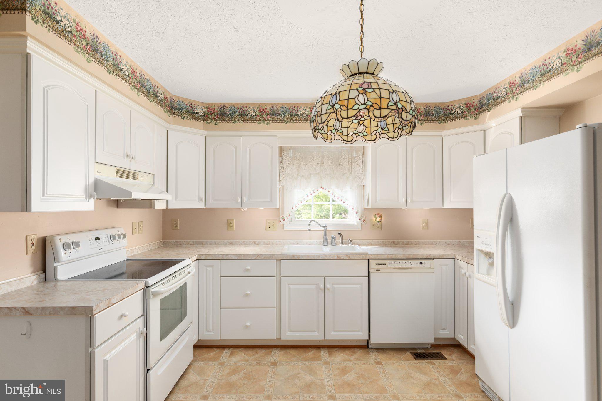 WOODLAWN ESTATES - Residential