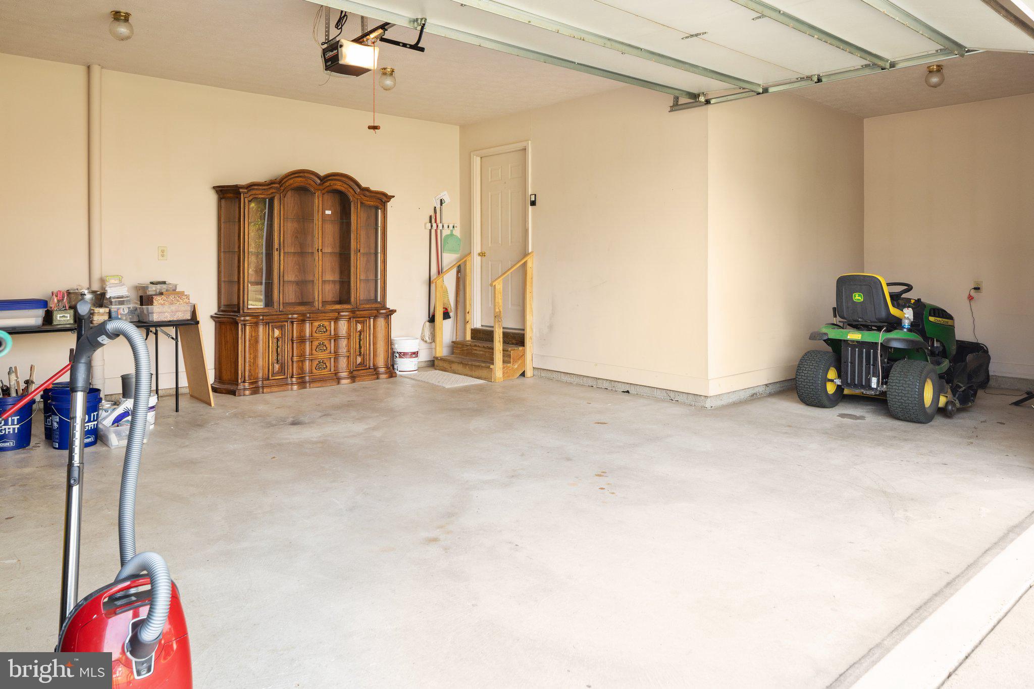 WOODLAWN ESTATES - Residential