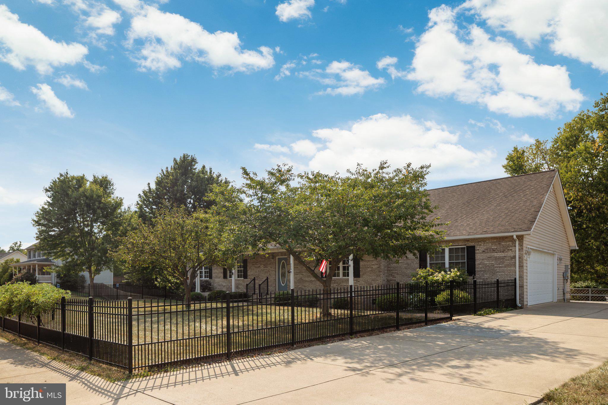 WOODLAWN ESTATES - Residential