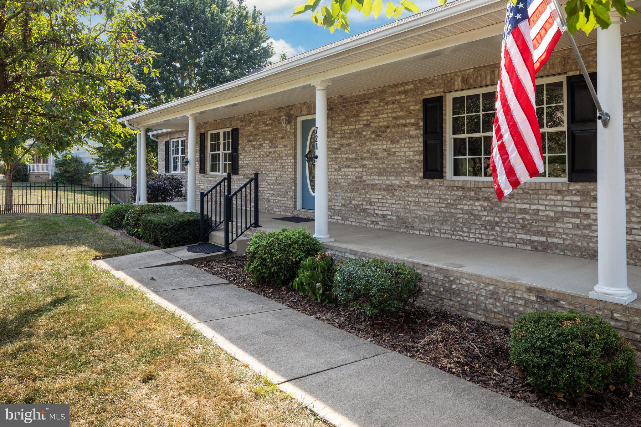 WOODLAWN ESTATES - Residential