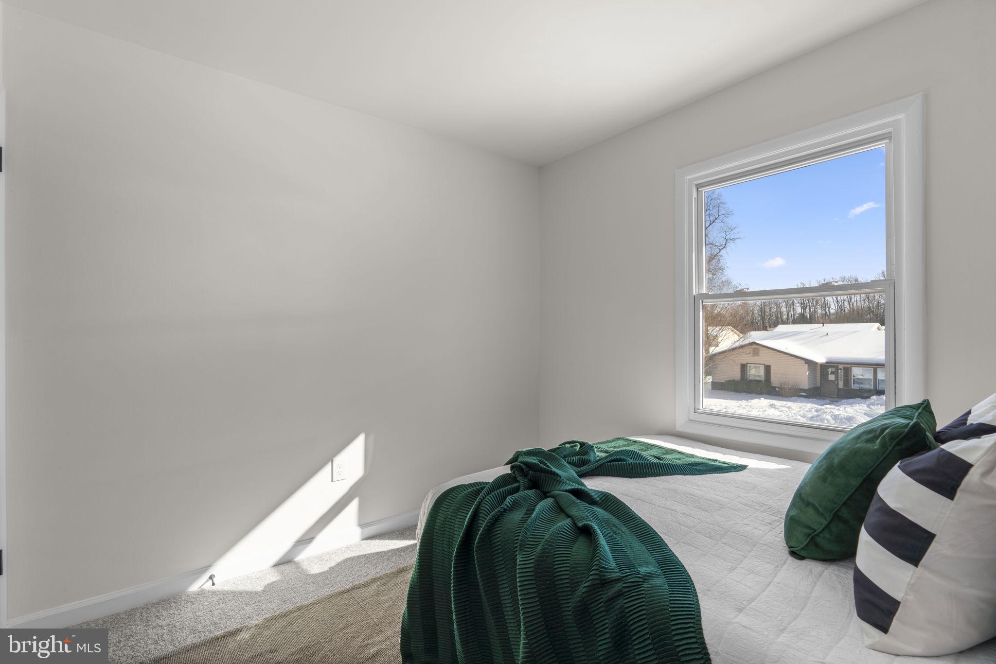 FOUR SEASONS ESTATES - Residential