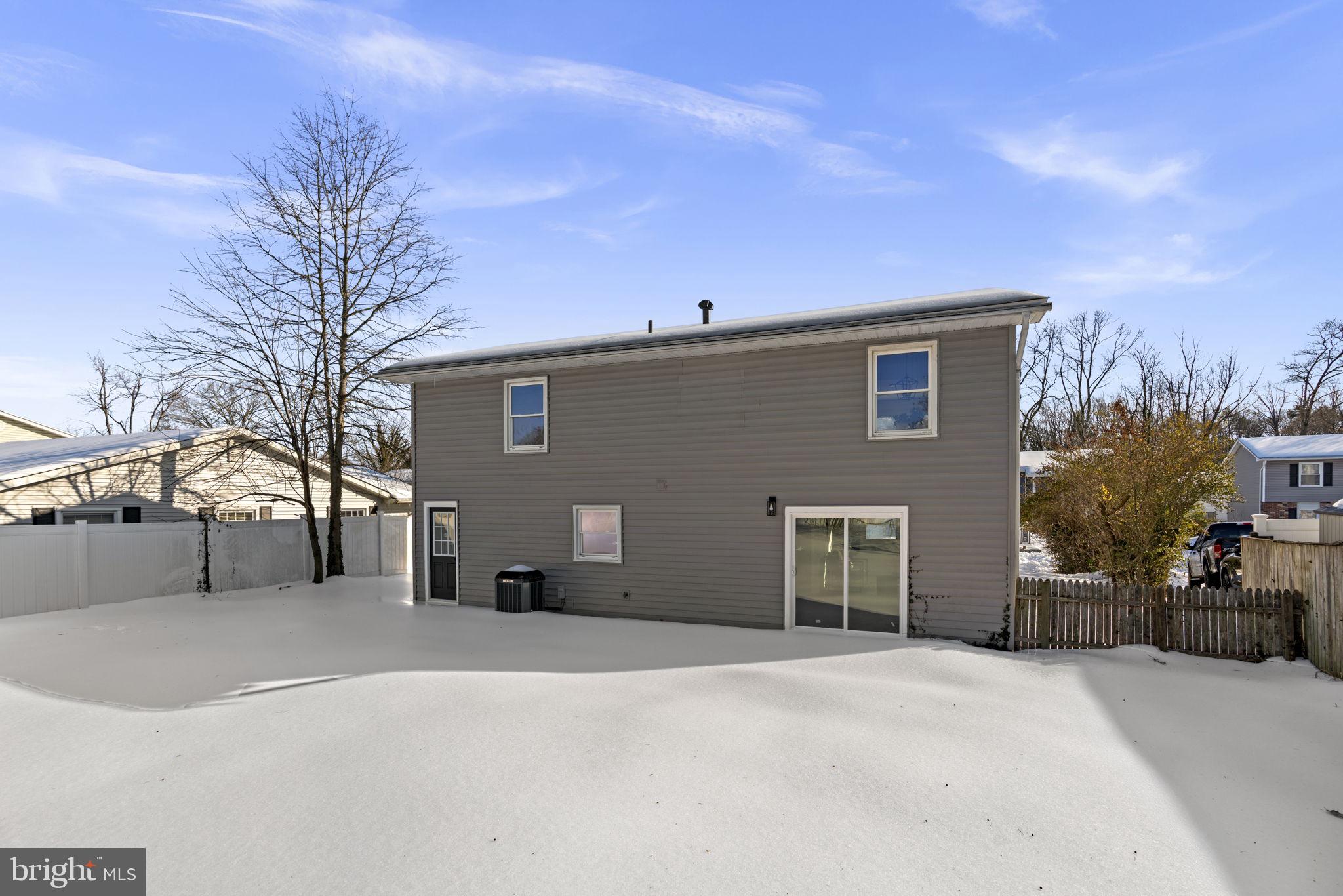 FOUR SEASONS ESTATES - Residential