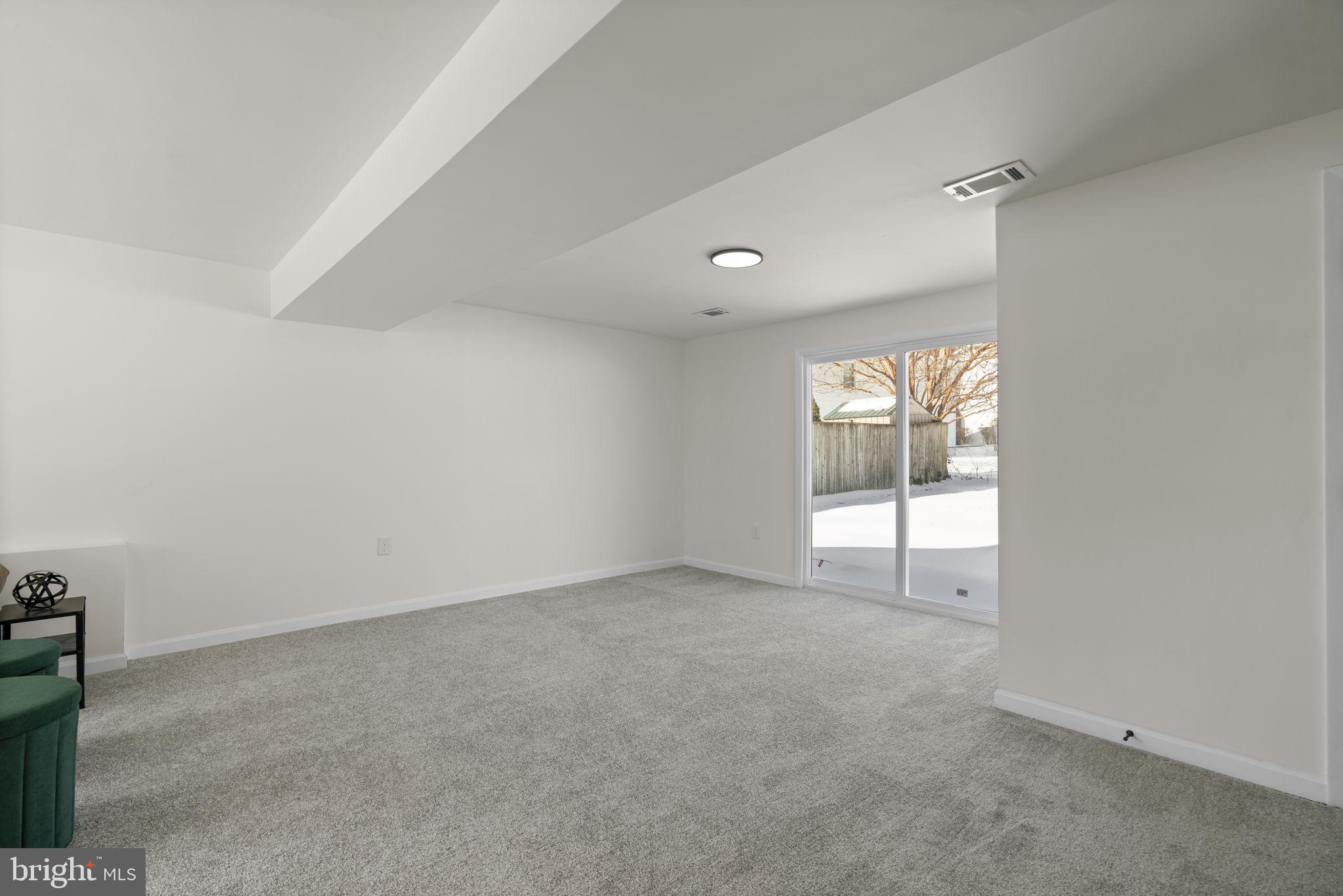 FOUR SEASONS ESTATES - Residential