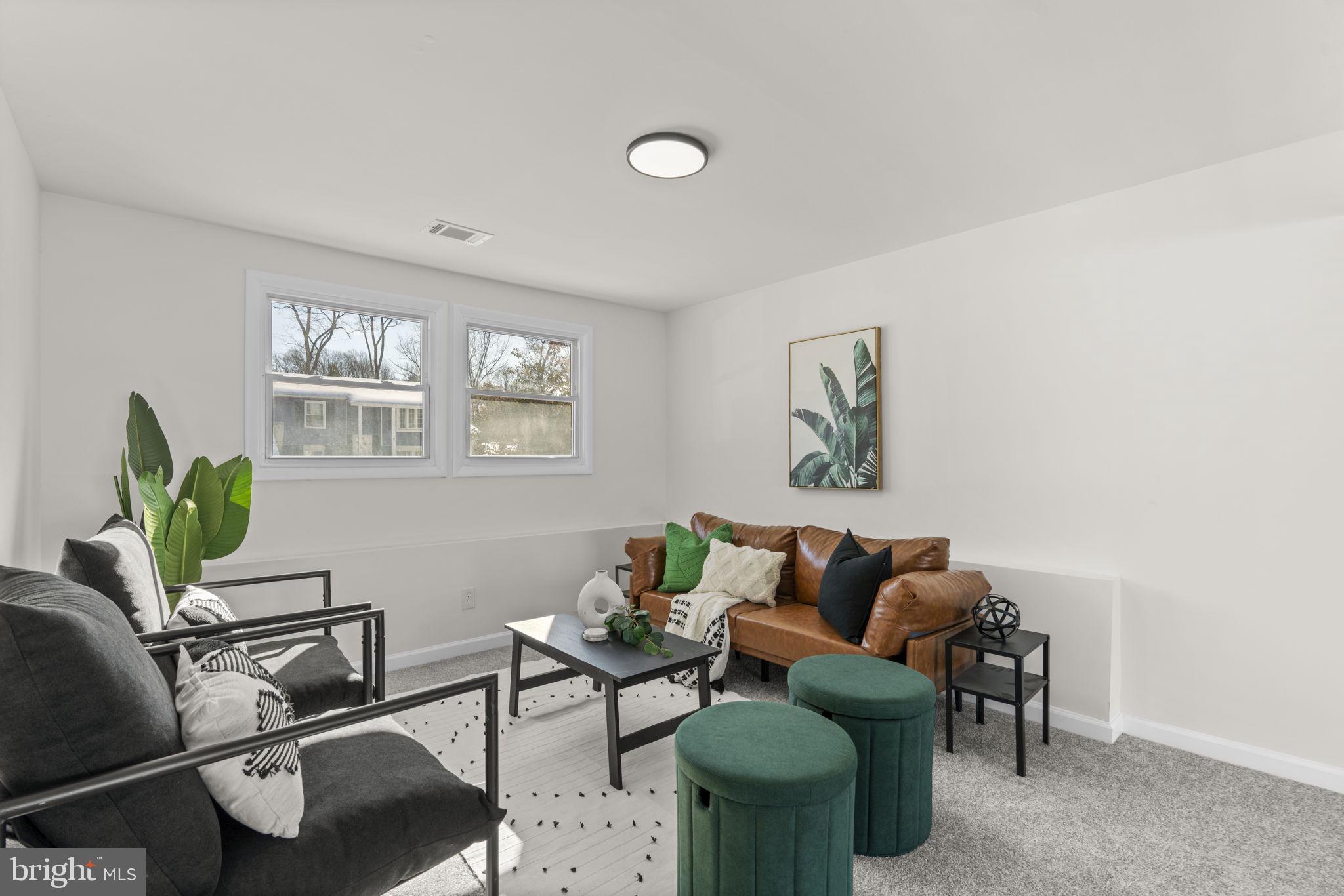 FOUR SEASONS ESTATES - Residential