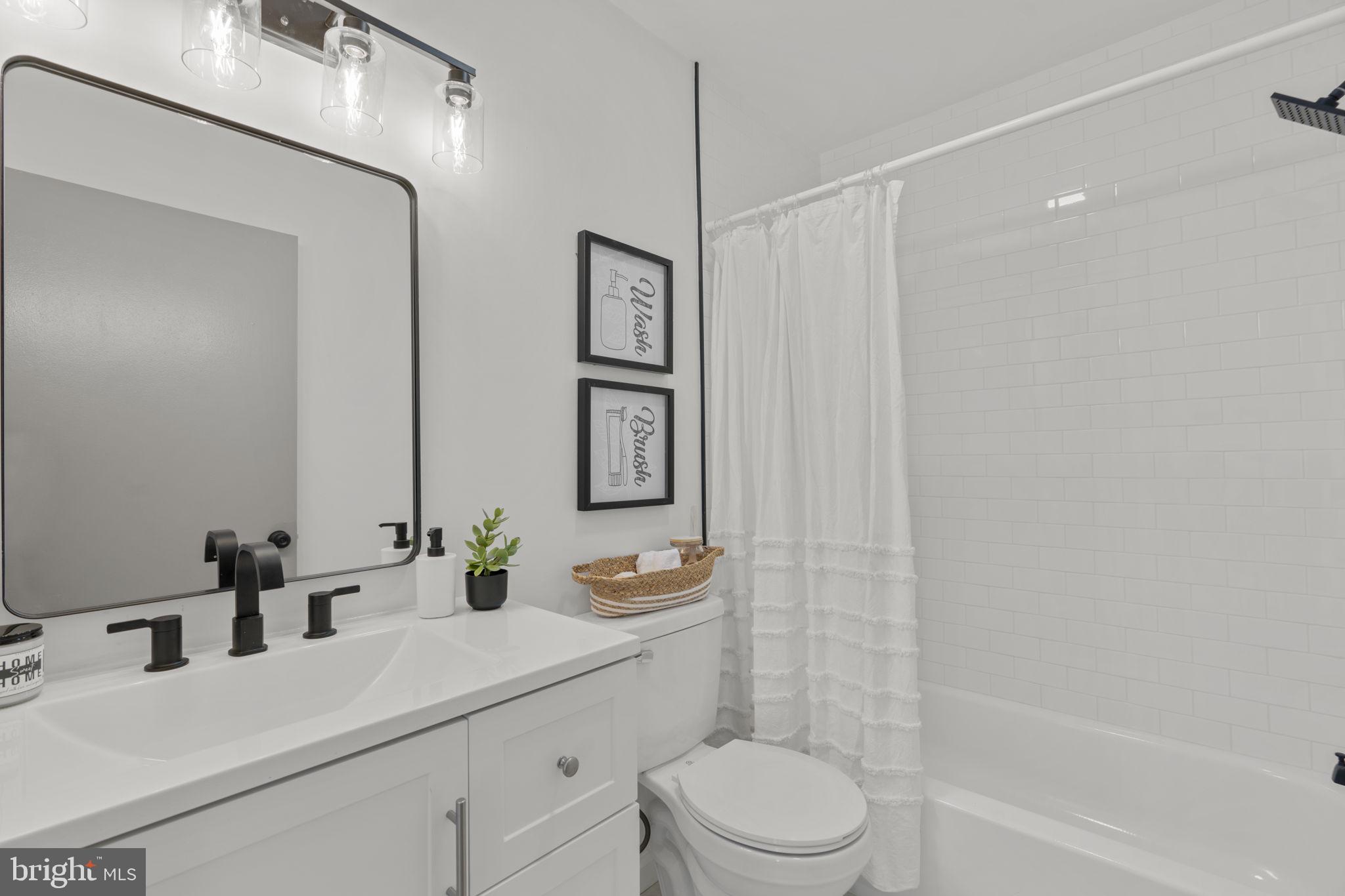 FOUR SEASONS ESTATES - Residential