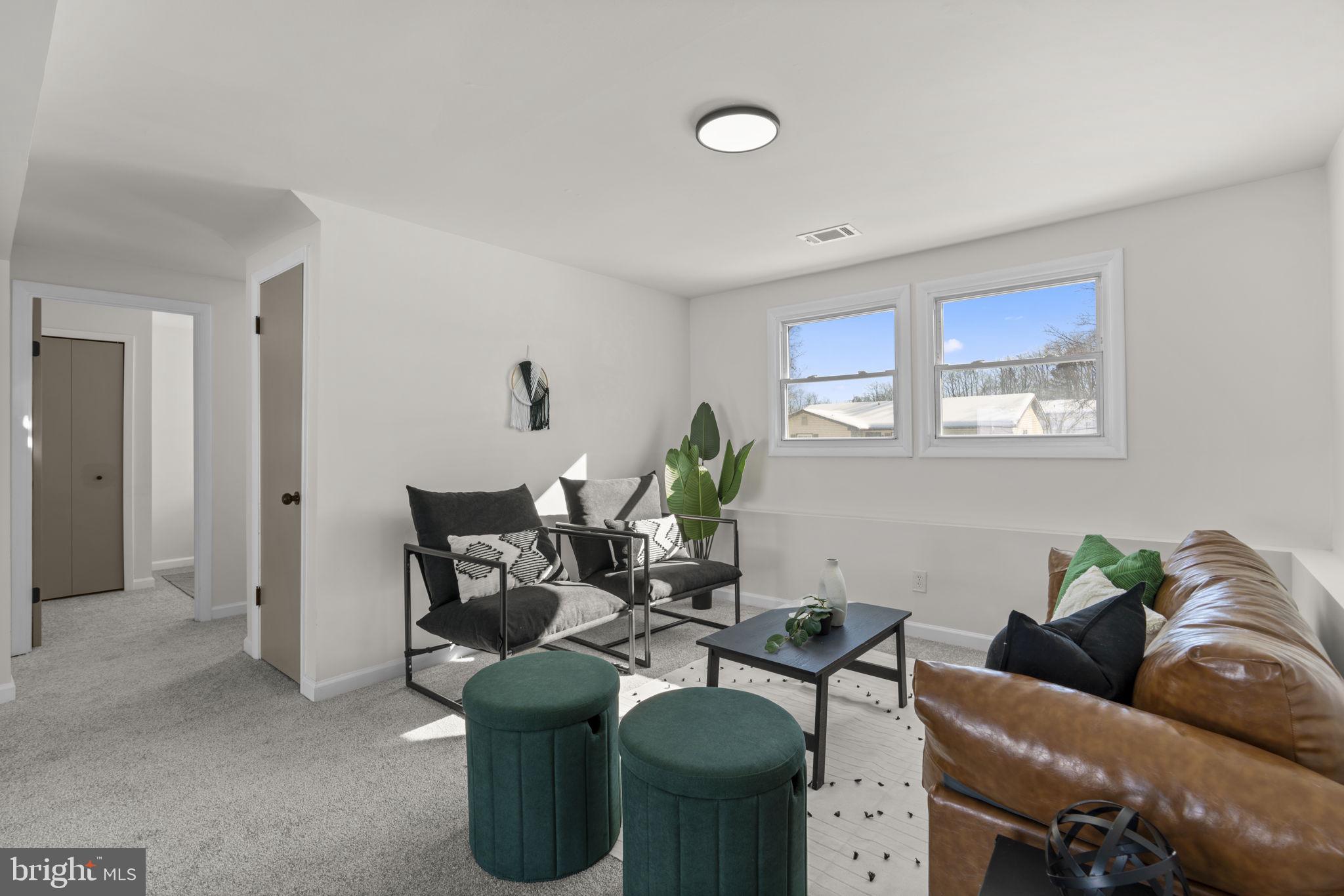 FOUR SEASONS ESTATES - Residential