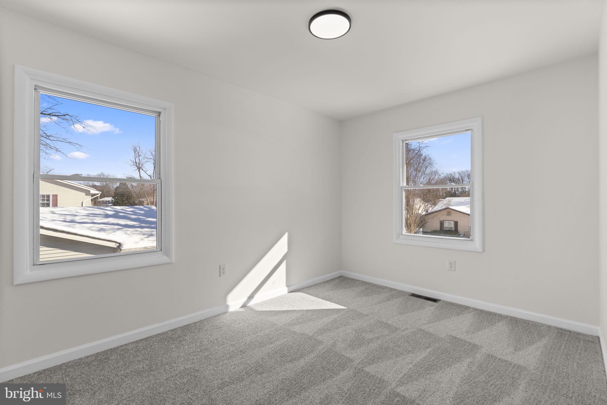 FOUR SEASONS ESTATES - Residential