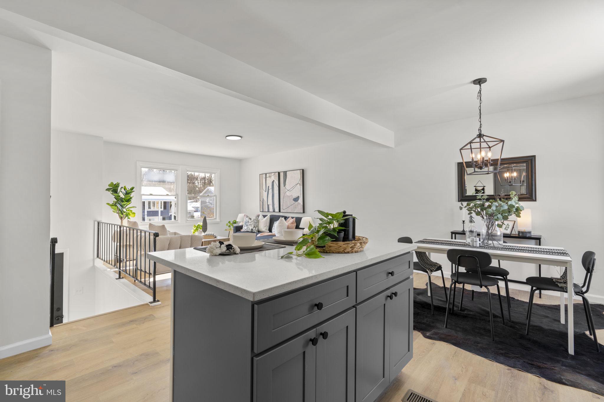 FOUR SEASONS ESTATES - Residential