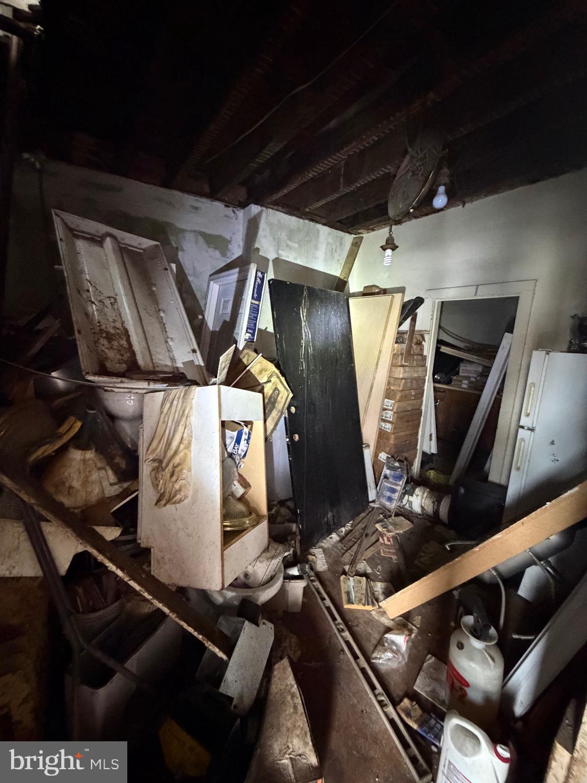 FRANKFORD - Commercial Sale