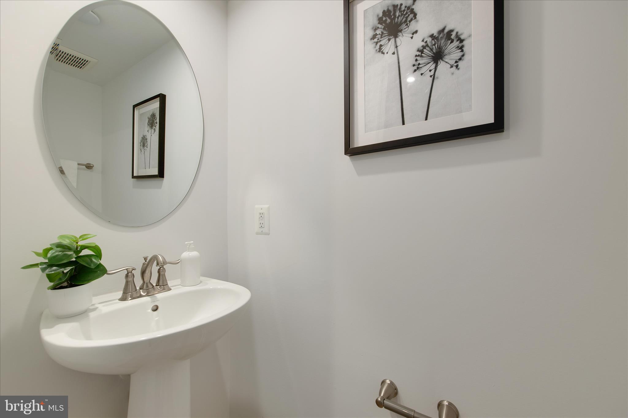 CEDAR HILL - Residential