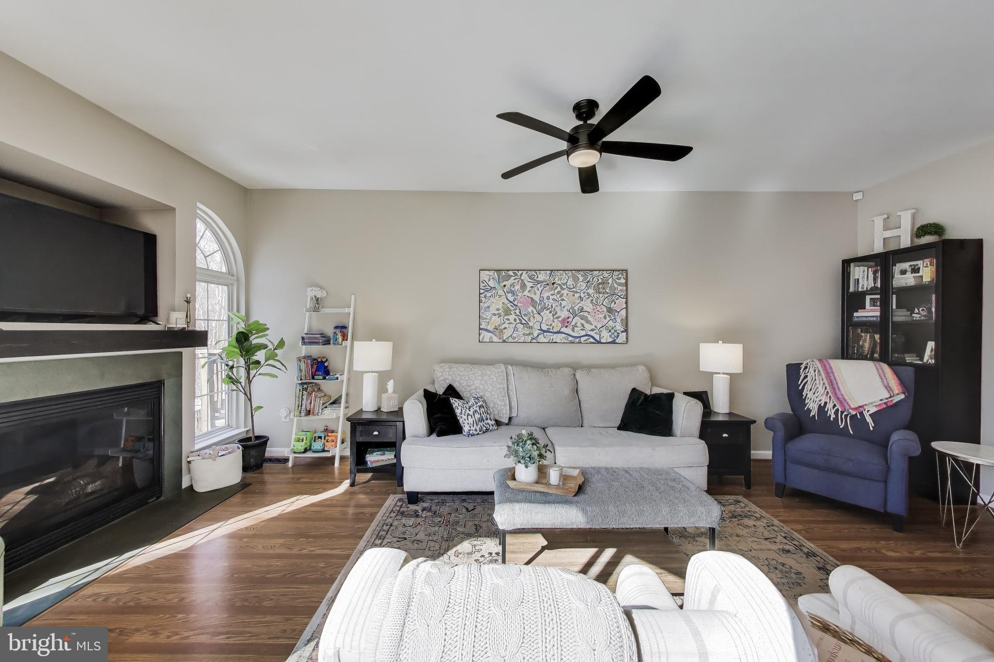 PINEY ORCHARD - Residential