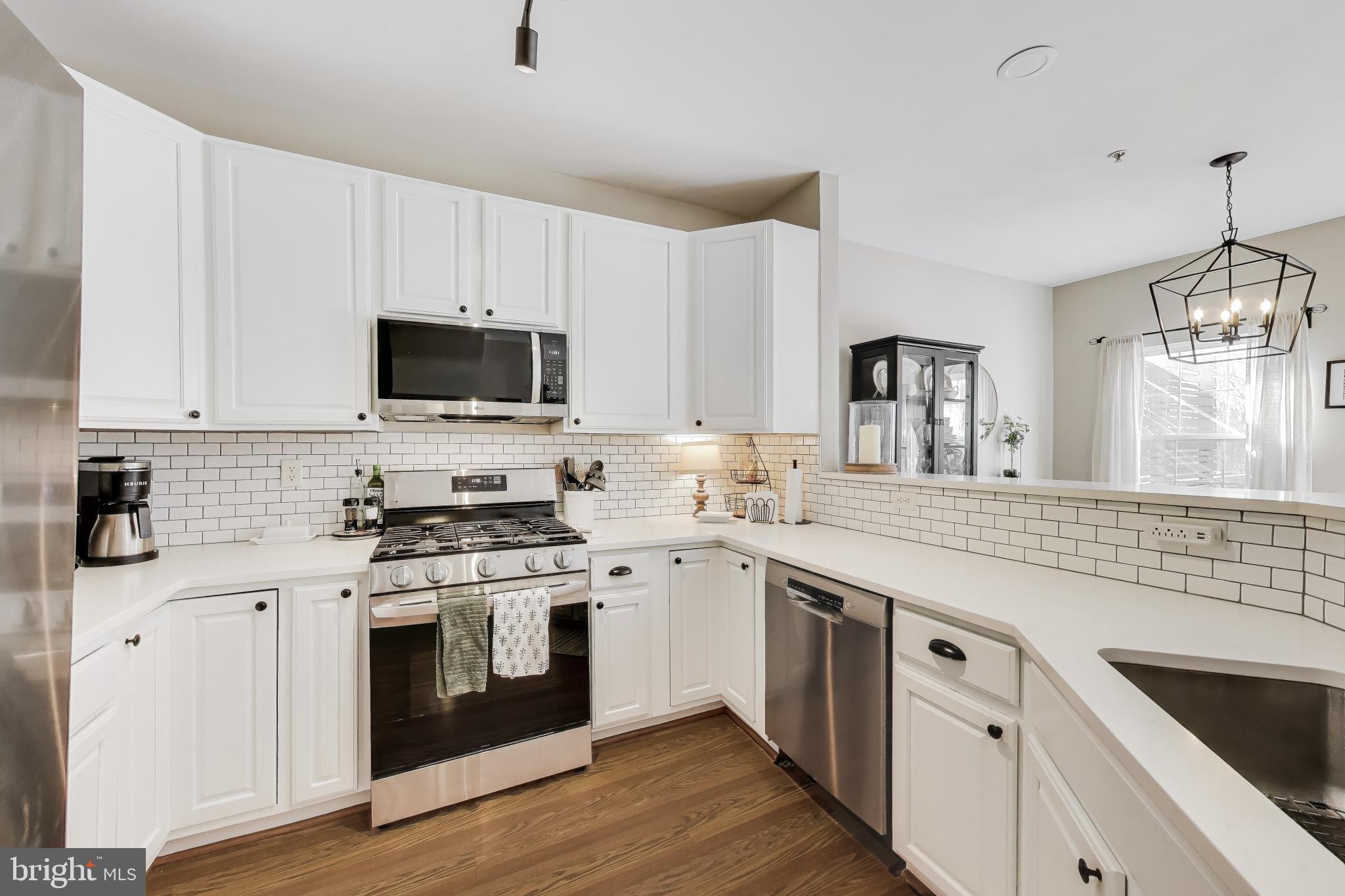 PINEY ORCHARD - Residential