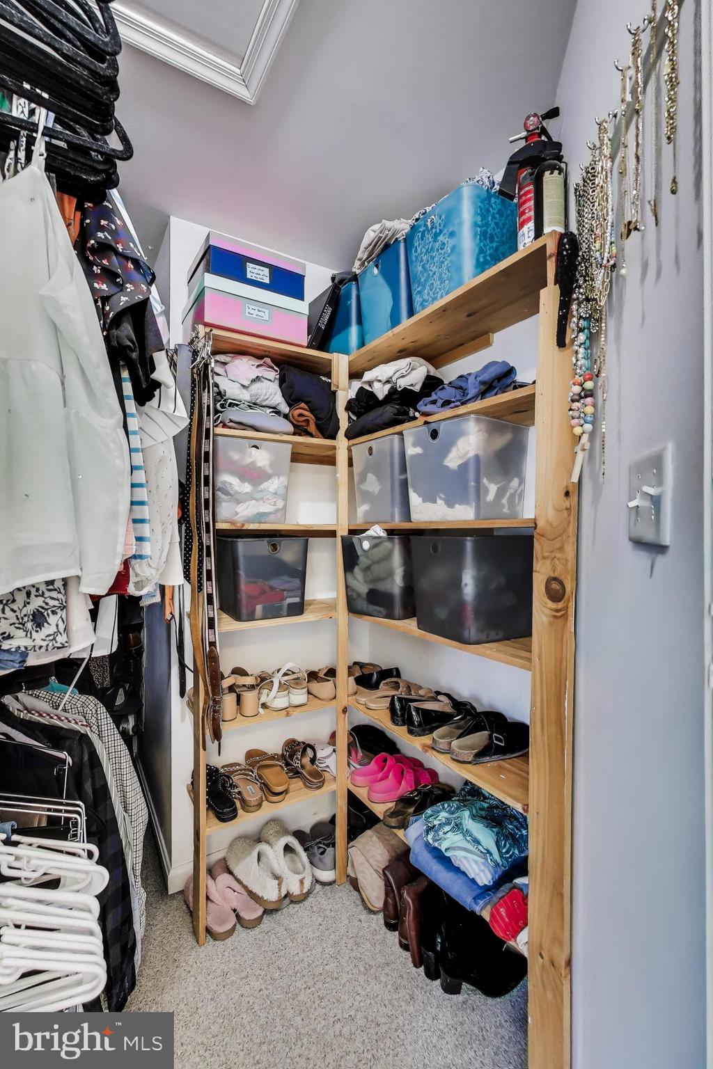 PINEY ORCHARD - Residential