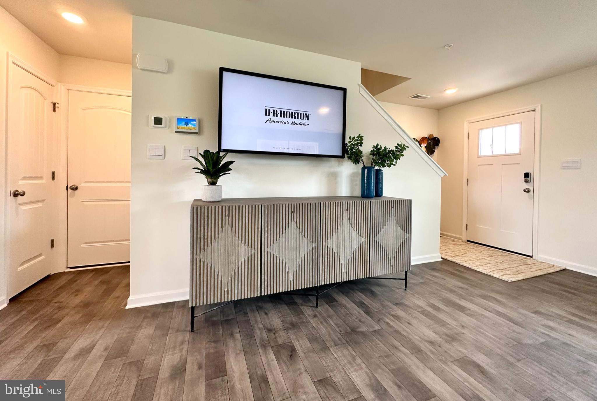 HERITAGE TRACE - Residential