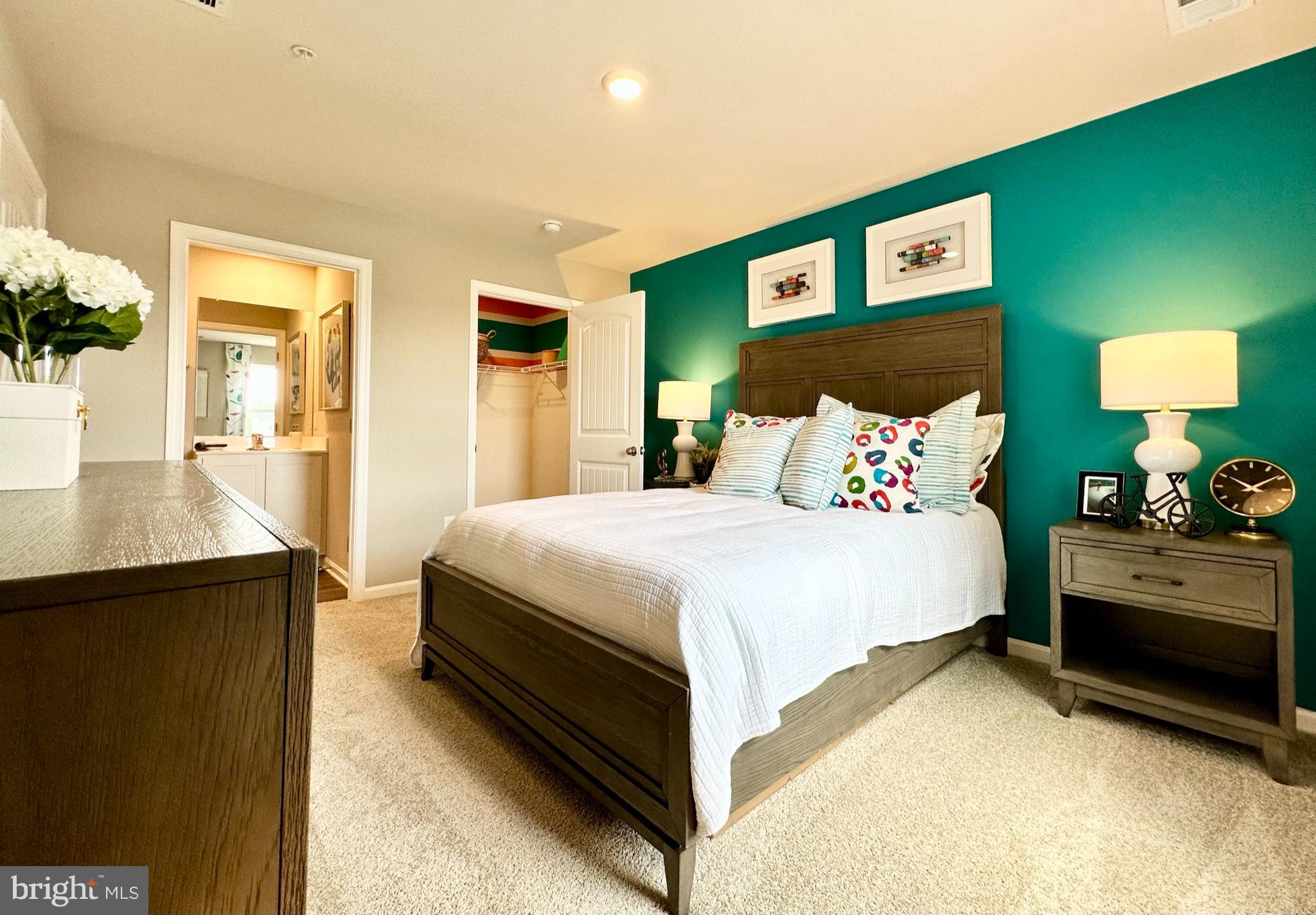 HERITAGE TRACE - Residential