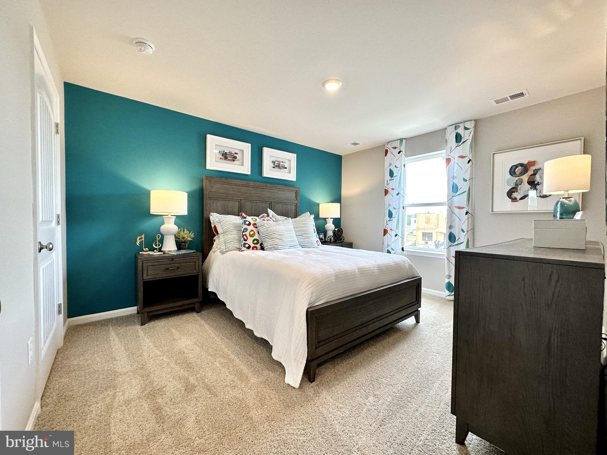 HERITAGE TRACE - Residential