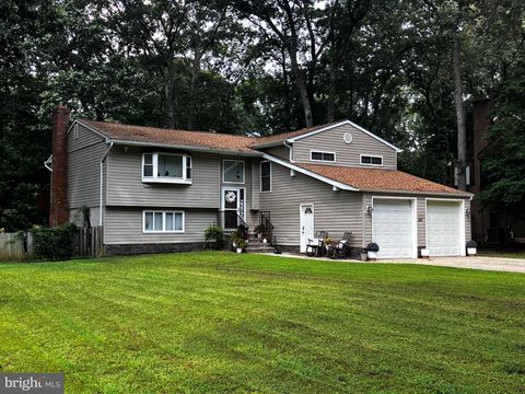 209 OAK AVENUE SEVERNA PARK MD 21146