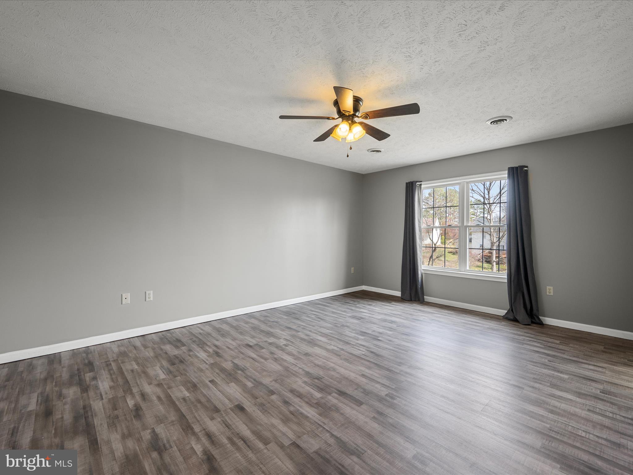 PIONEER HEIGHTS - Residential