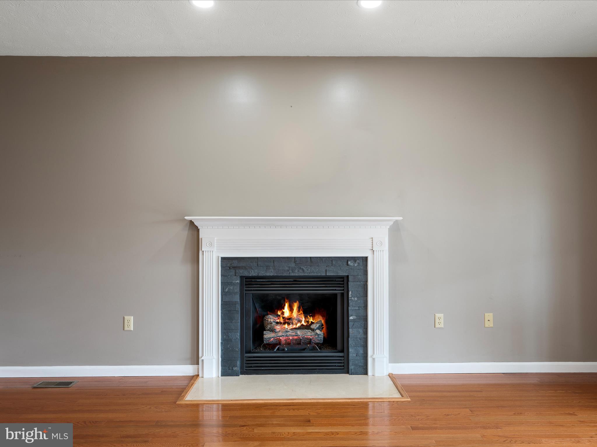 PIONEER HEIGHTS - Residential