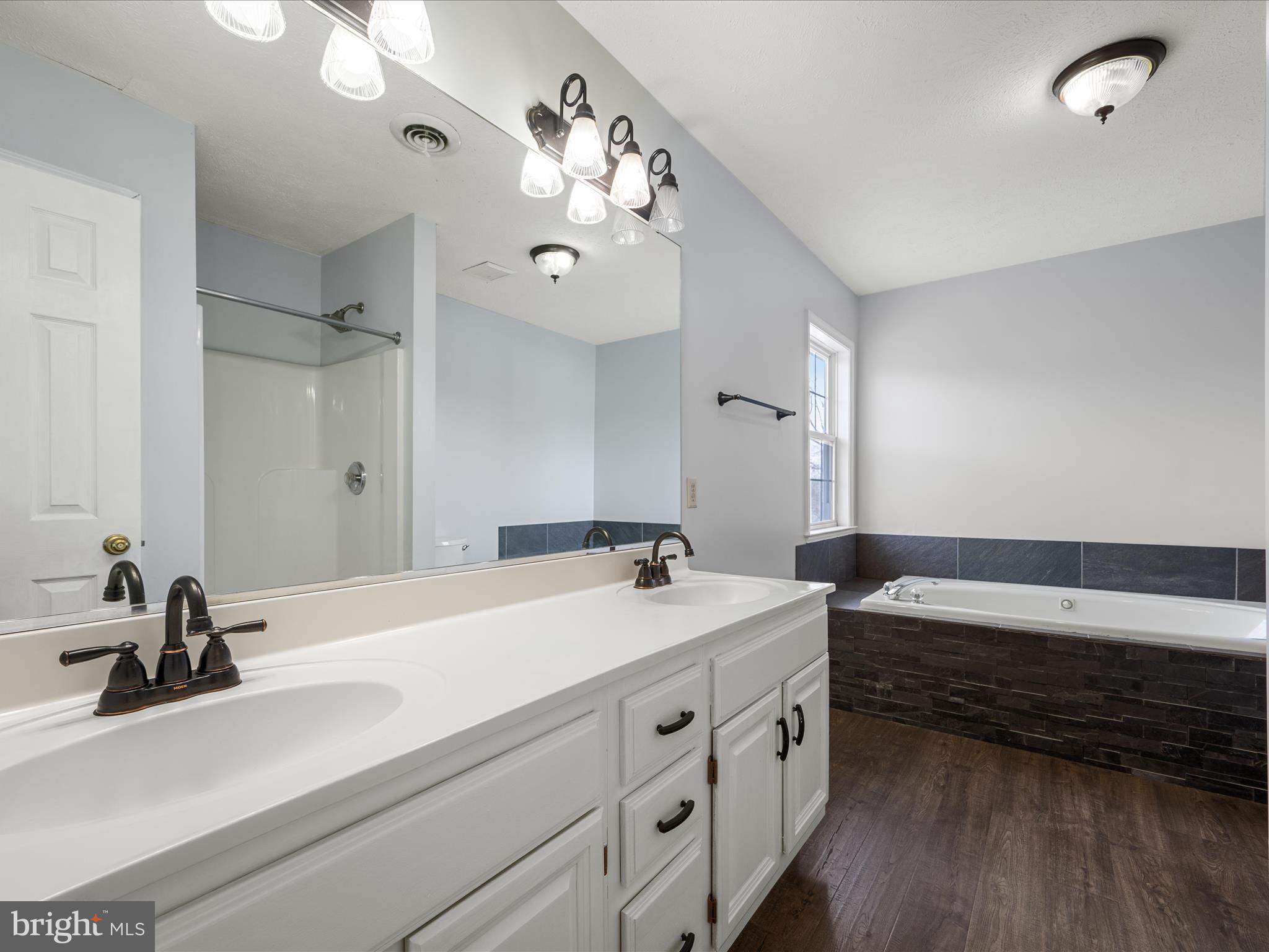 PIONEER HEIGHTS - Residential