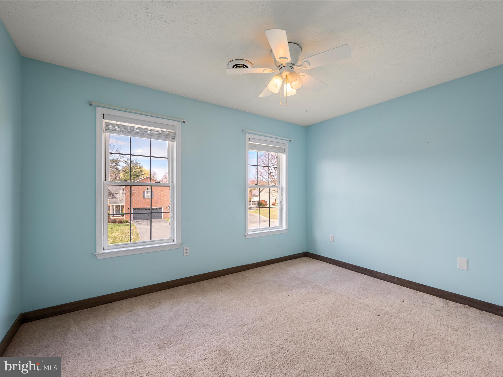 PIONEER HEIGHTS - Residential