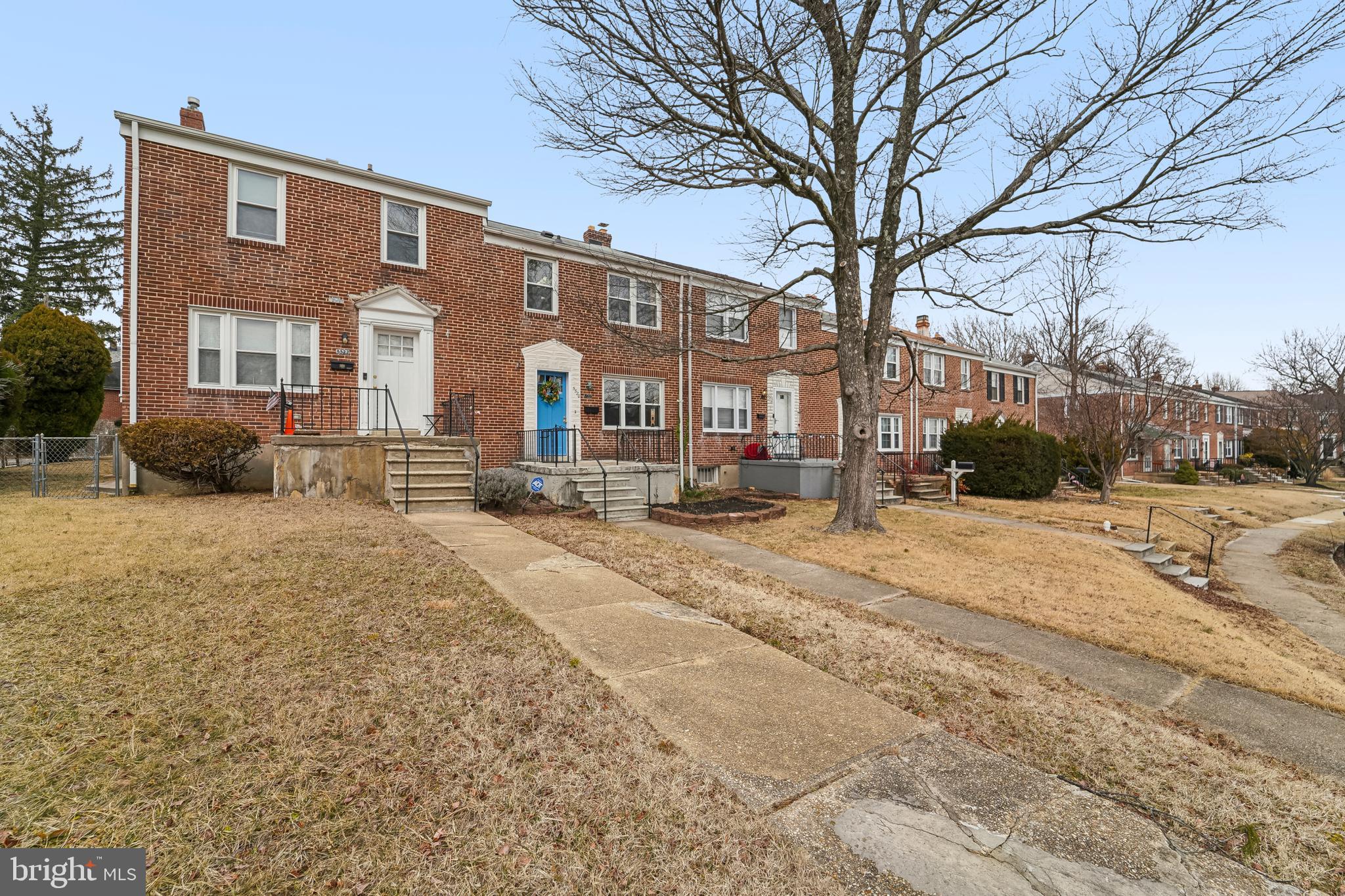 5520 MEDWICK GARTH N